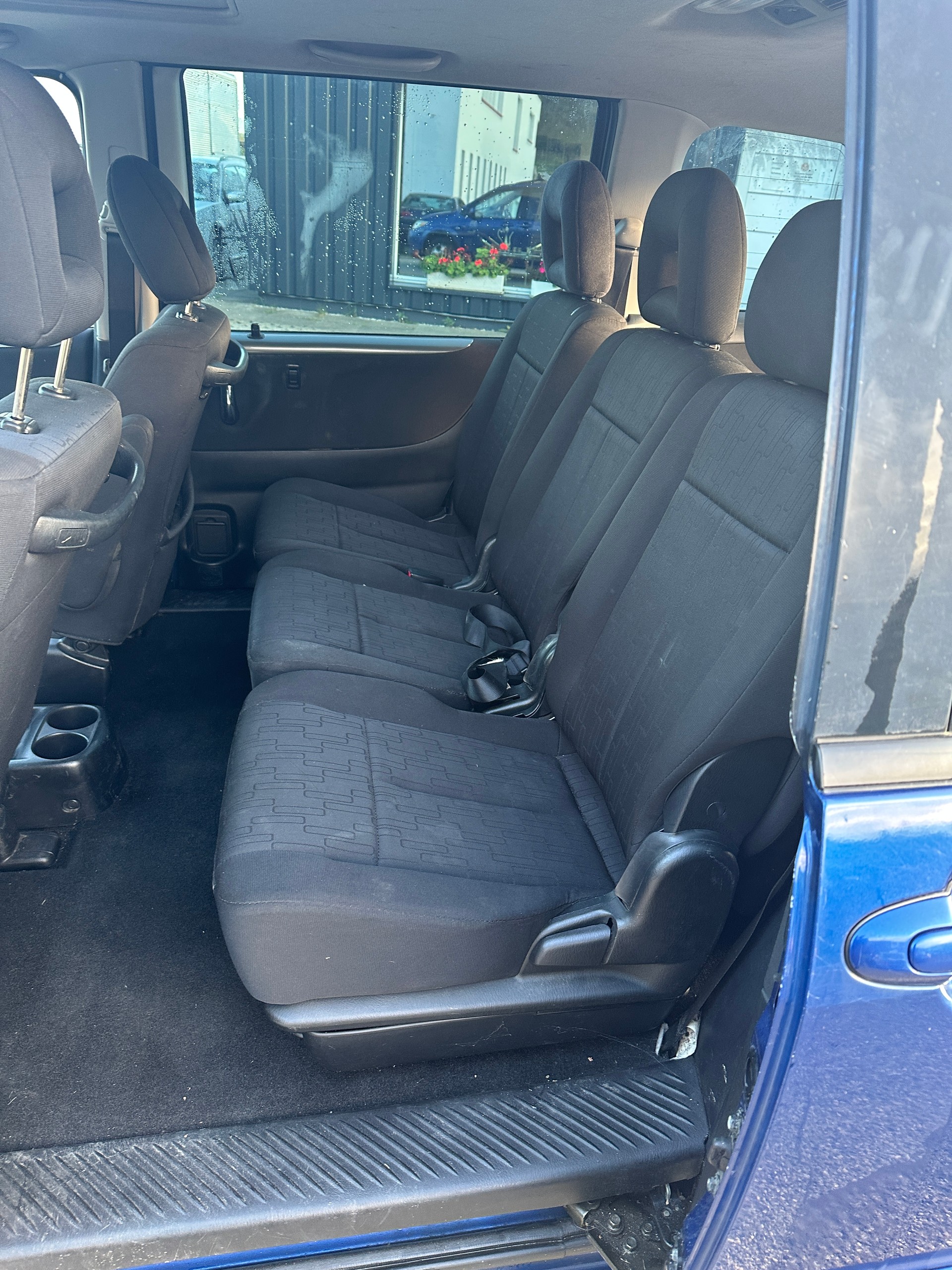 MAZDA MPV 2.3 16V (Confort)-image-6