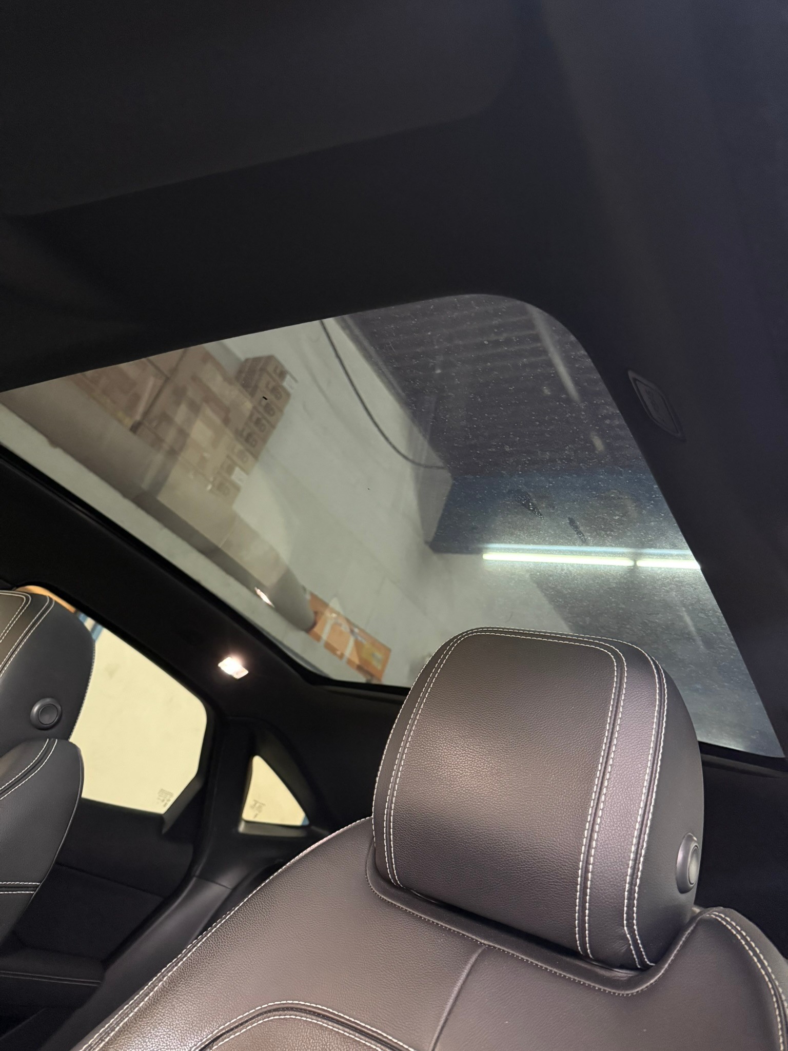 JAGUAR E-Pace 2.0d D180 R-Dynamic S AWD Automatik-image-14