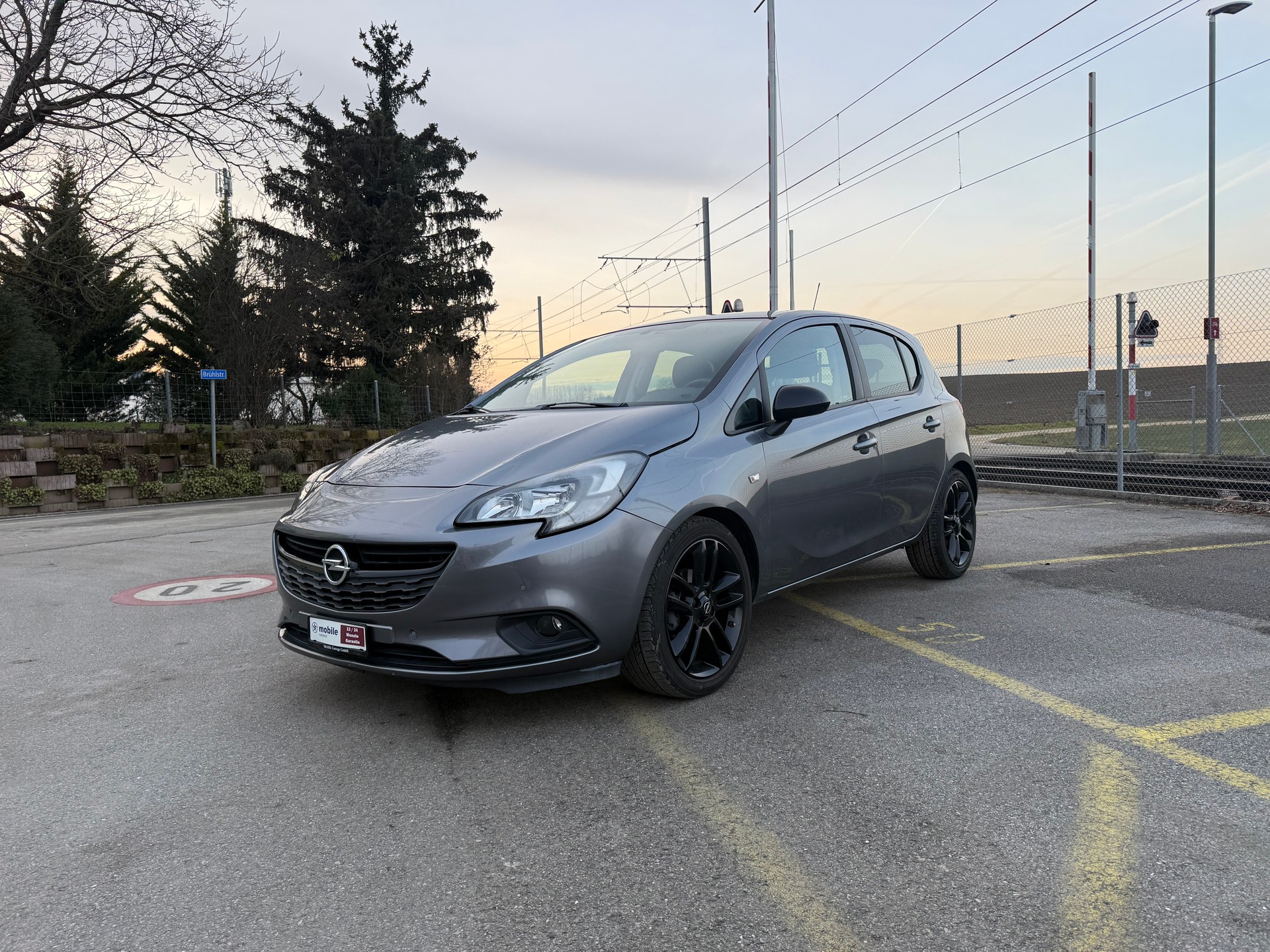 OPEL Corsa 1.4 TP Black Edition Automatic-image-2