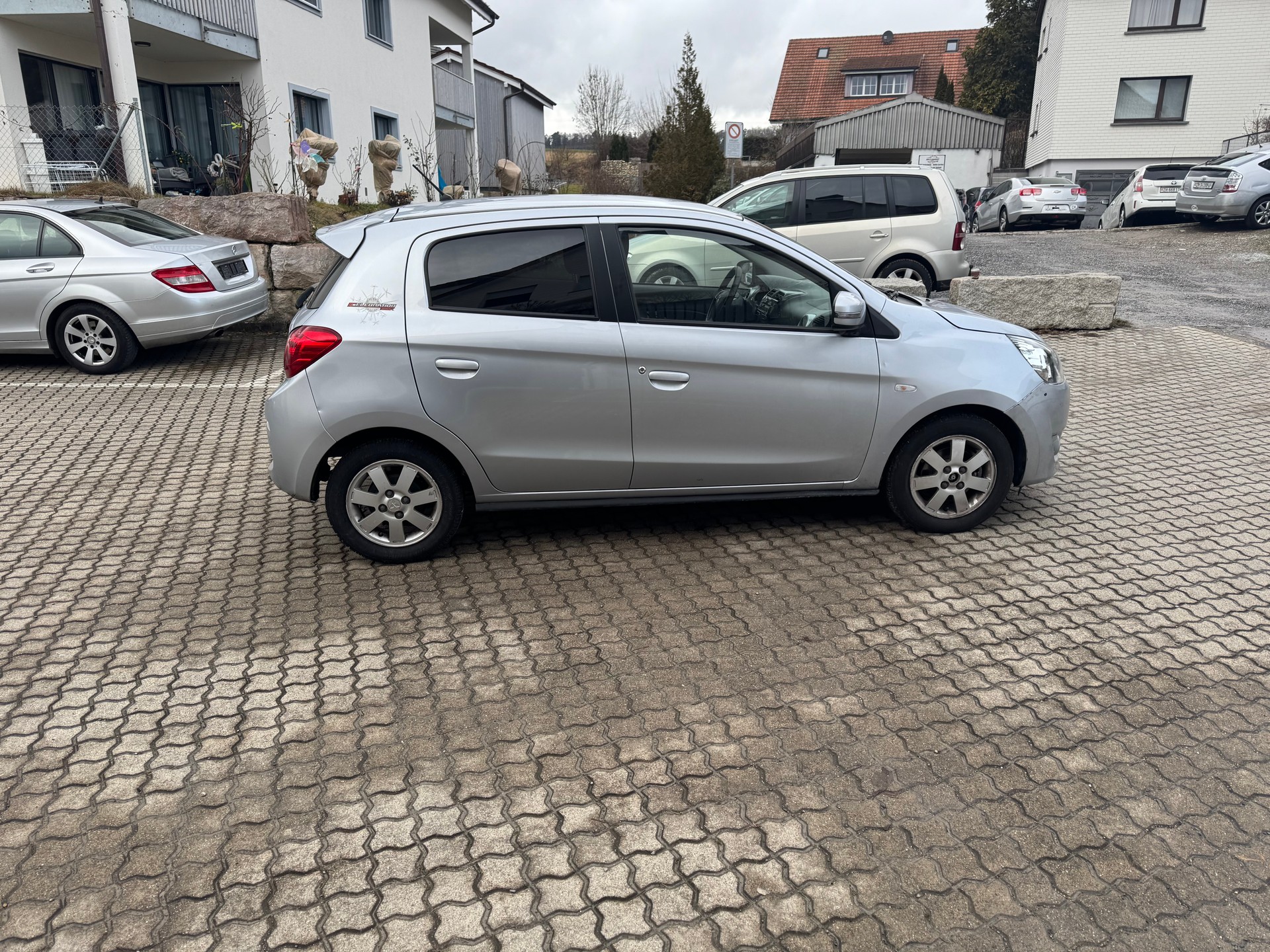 MITSUBISHI Space Star 1.2 Navigator CVT-image-3
