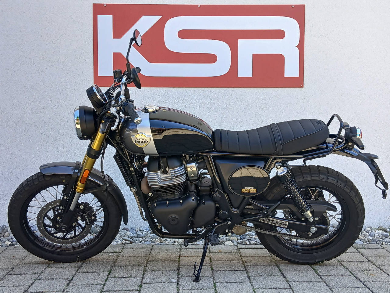 ROYAL ENFIELD Bear 650 Mid-image-1