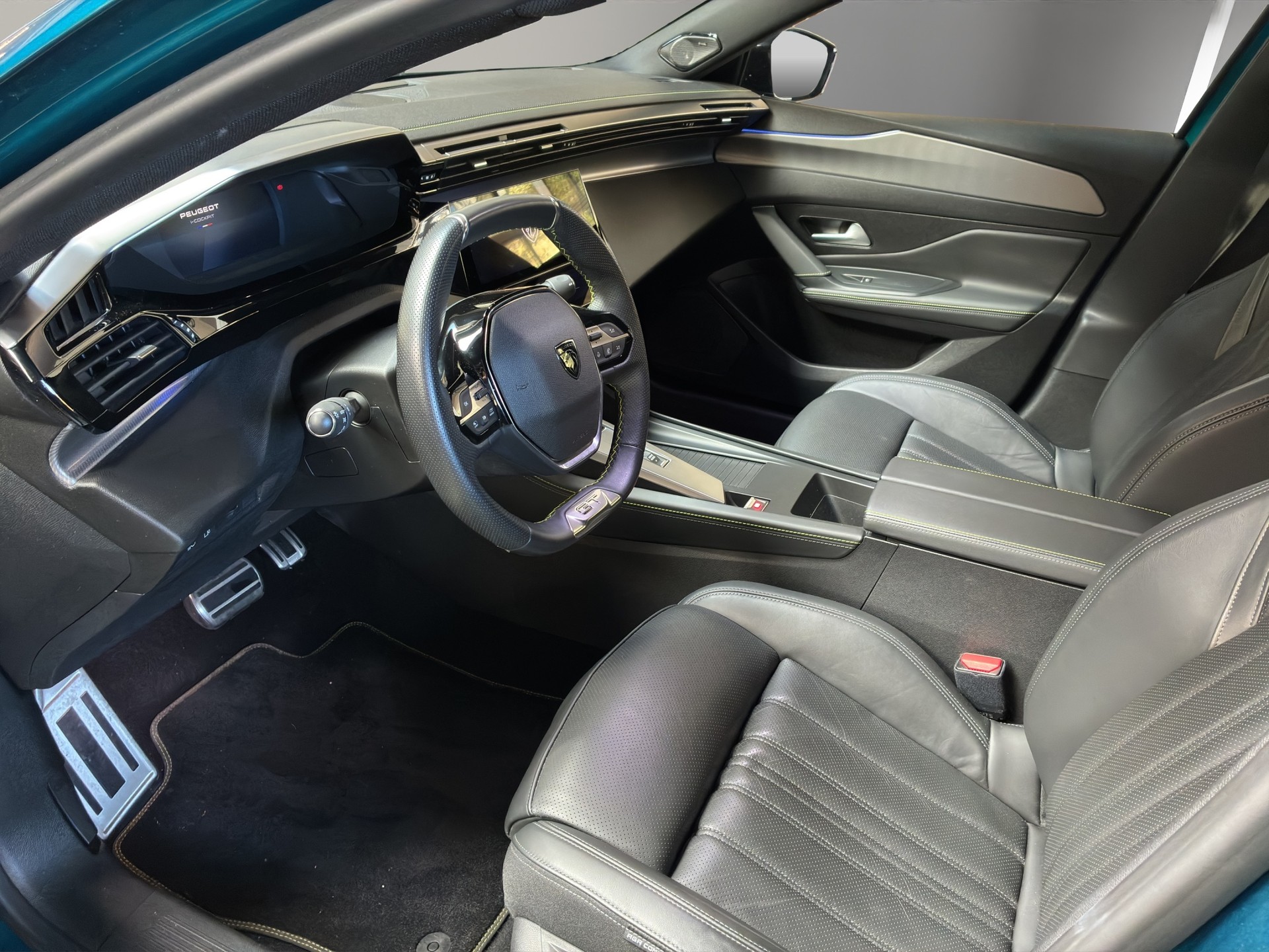 PEUGEOT 408 1.6 PHEV 225 GT-image-7
