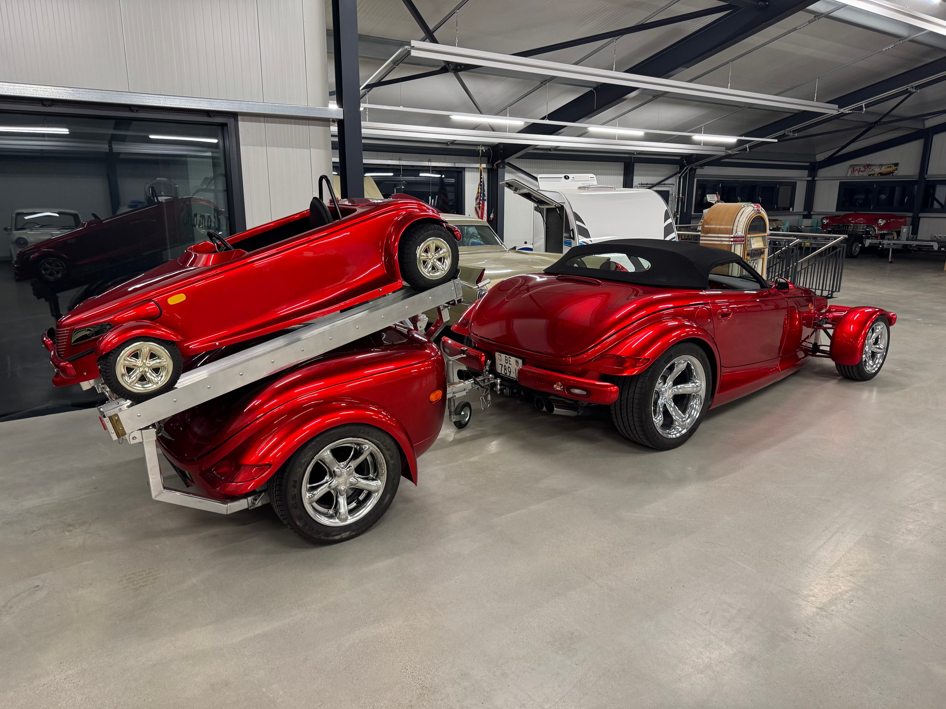 PLYMOUTH Prowler Red Dream-image-22