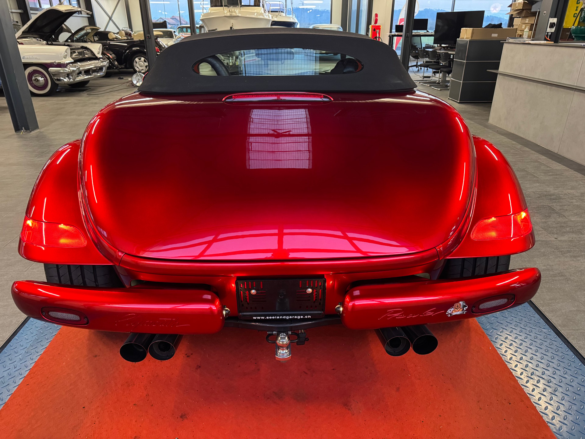 PLYMOUTH Prowler Red Dream-image-4