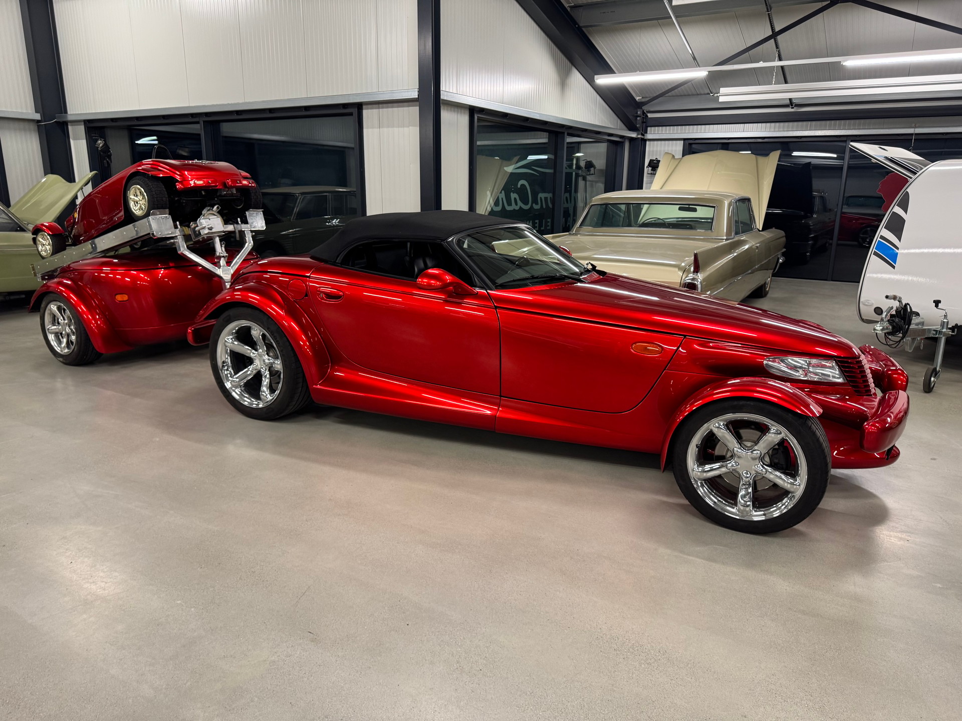 PLYMOUTH Prowler Red Dream-image-21