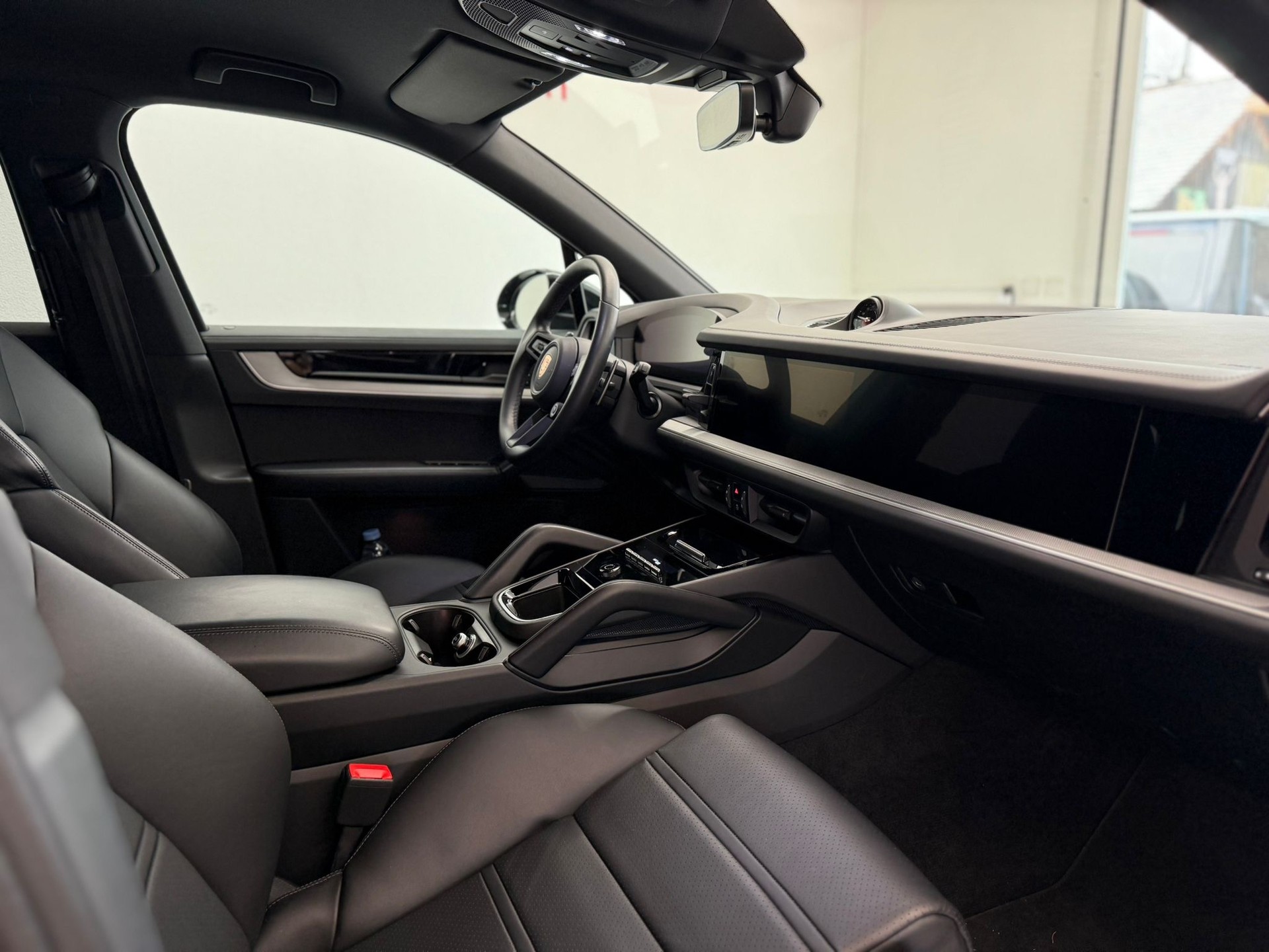 PORSCHE Cayenne 3.0 V6-image-11