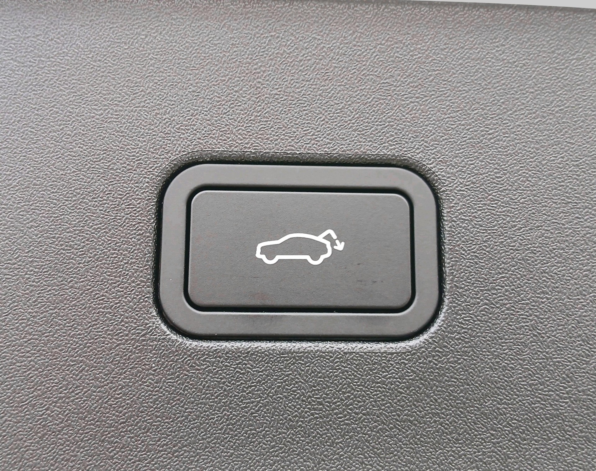 VOLVO EX 30 E60 Twin Ultra Performanc-image-18