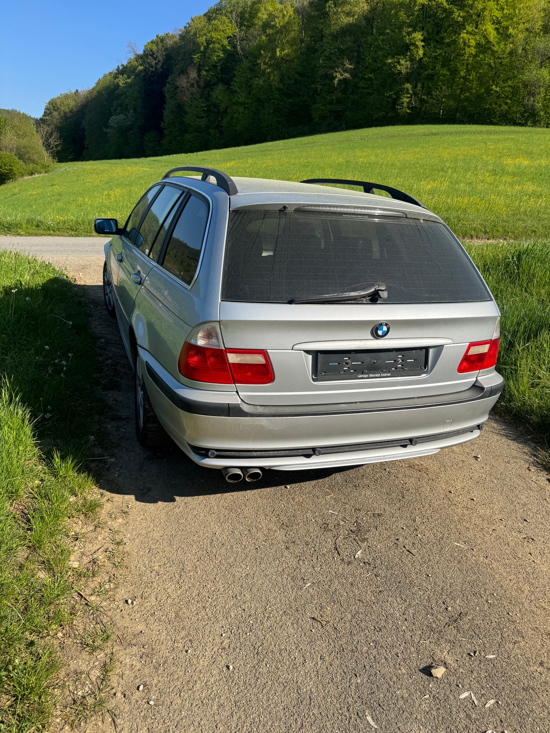 BMW 325xi Touring-image-3