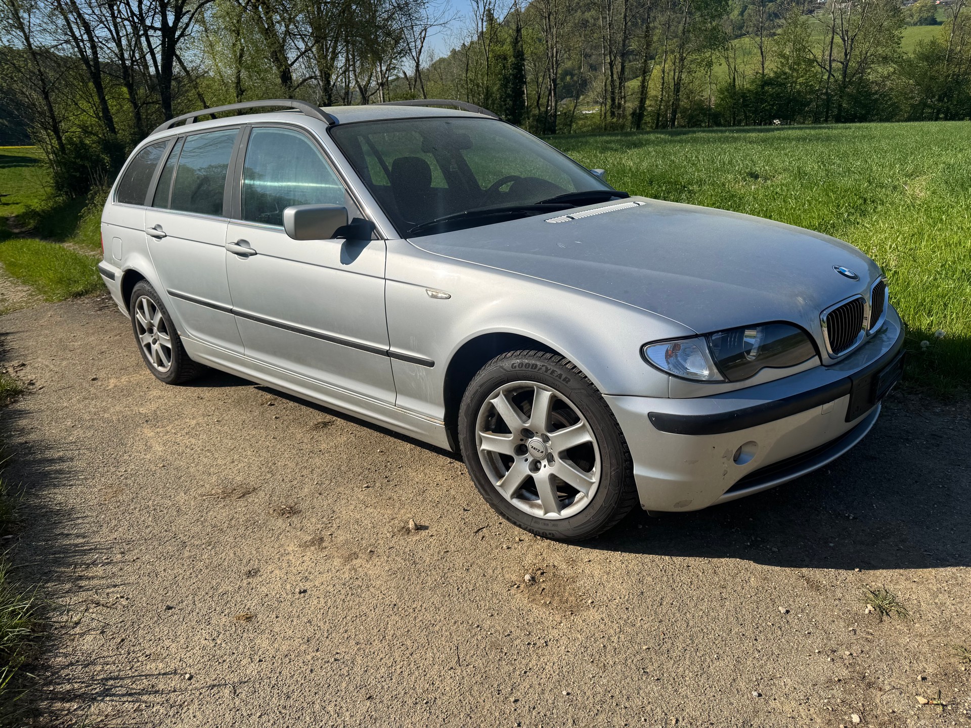 BMW 325xi Touring