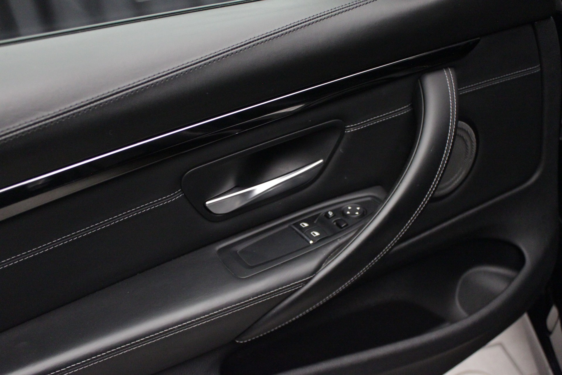 BMW M4 Coupé Competition DKG-image-19