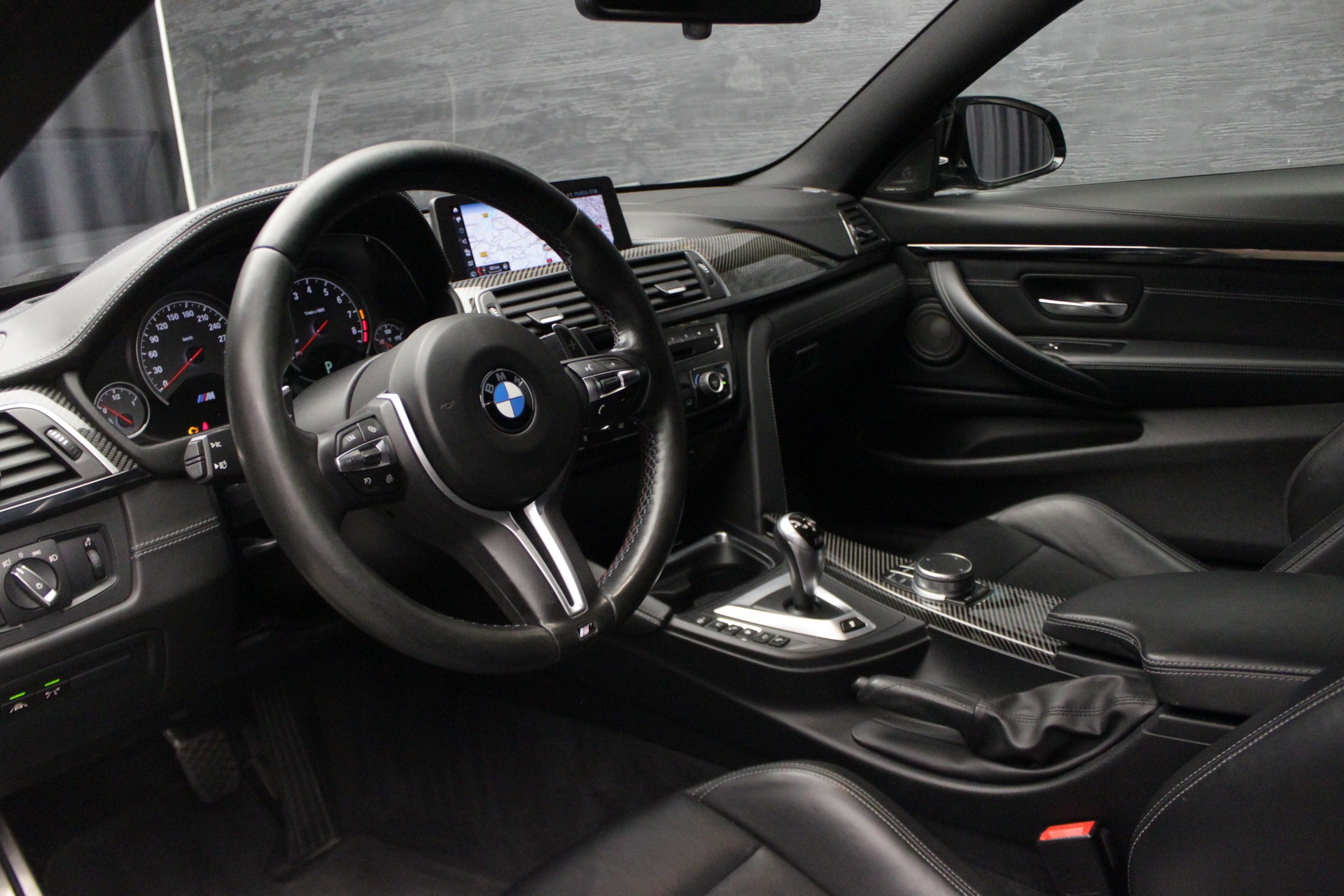BMW M4 Coupé Competition DKG-image-22