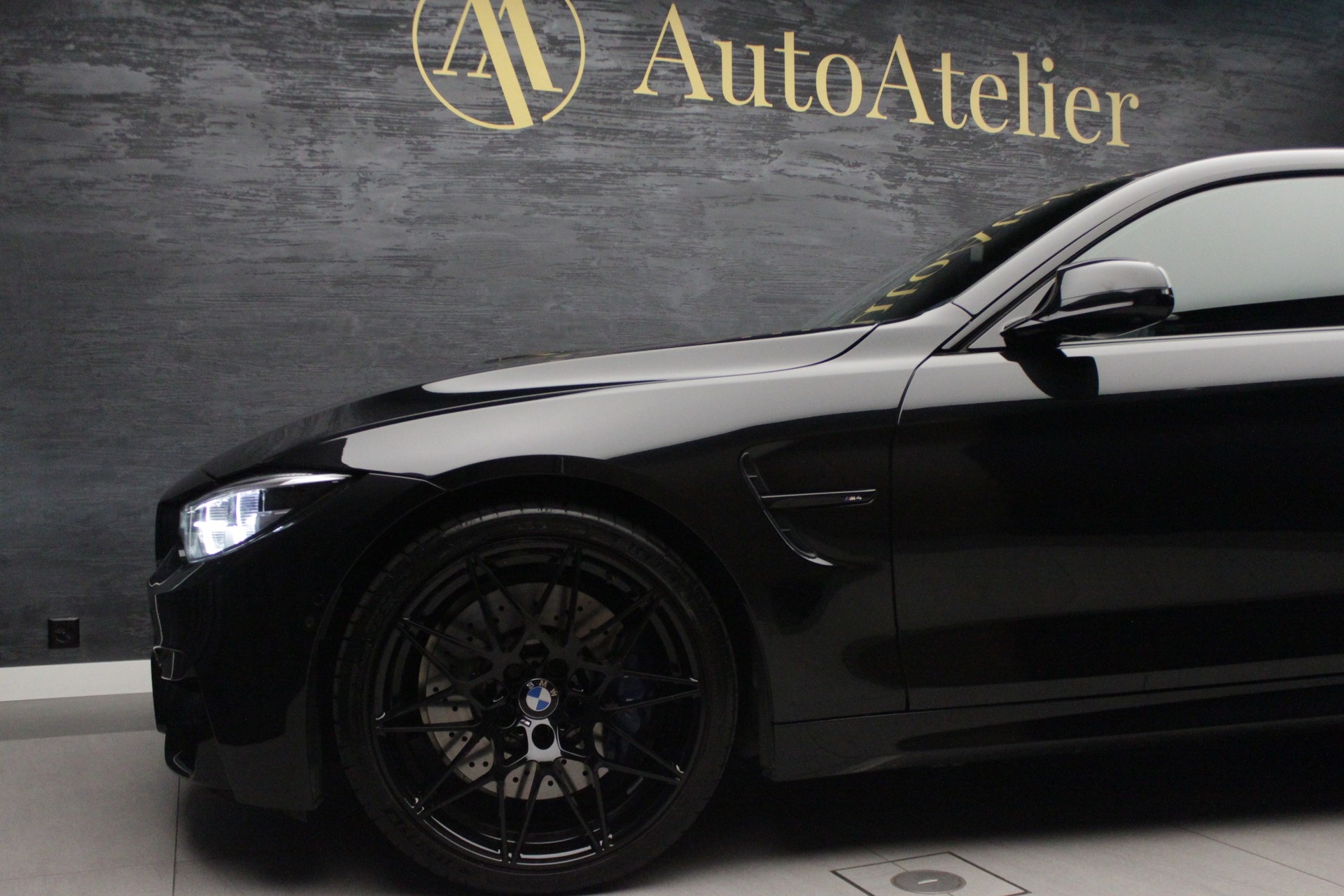 BMW M4 Coupé Competition DKG-image-8