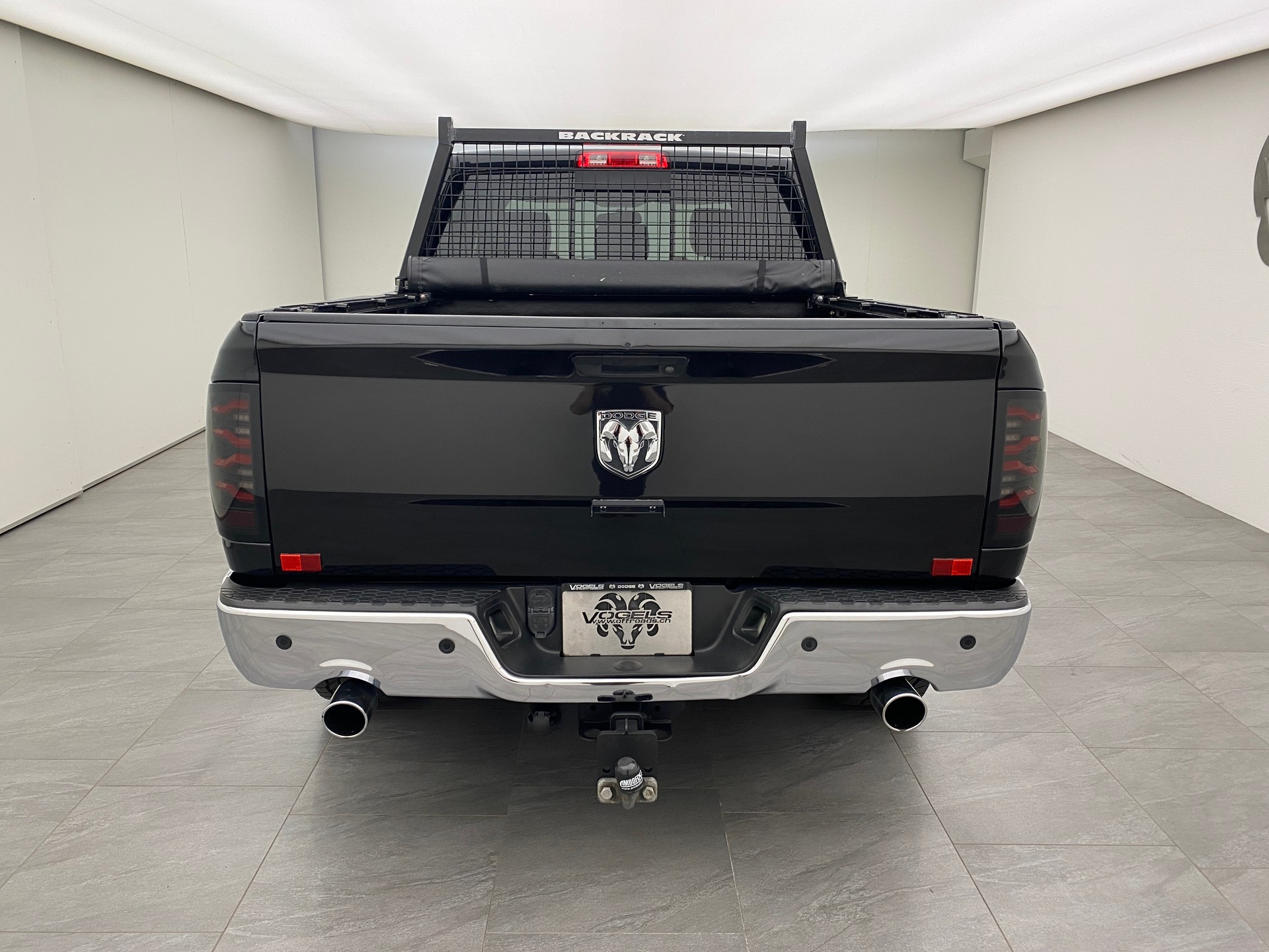 DODGE Ram 1500 5.7 Laramie Crew Cab-image-4