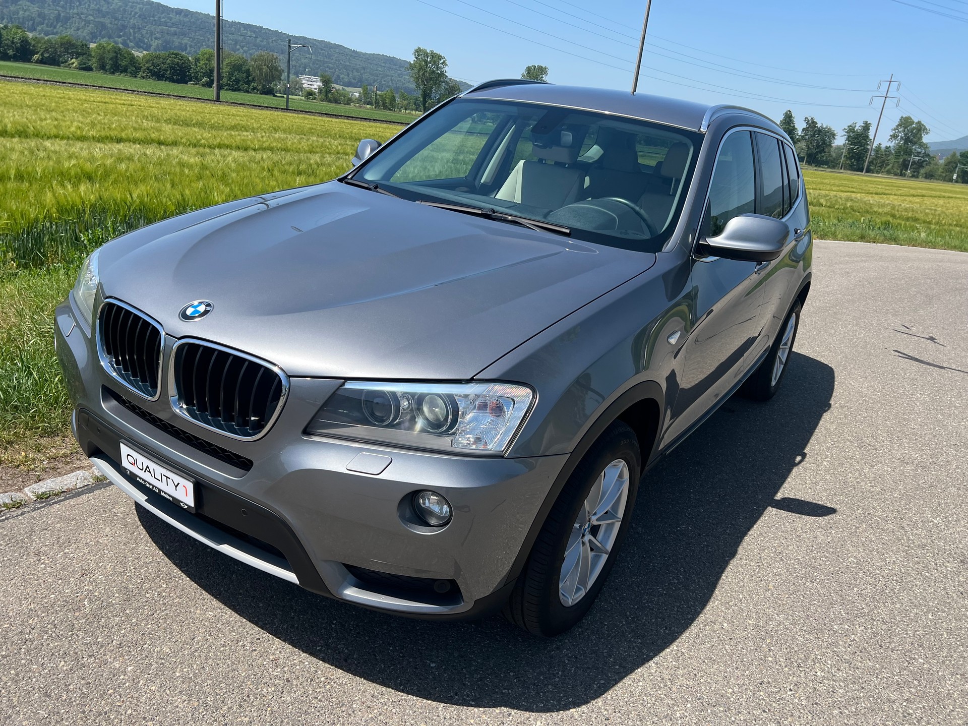 BMW X3 xDrive 20d Steptronic-showroom-element-1