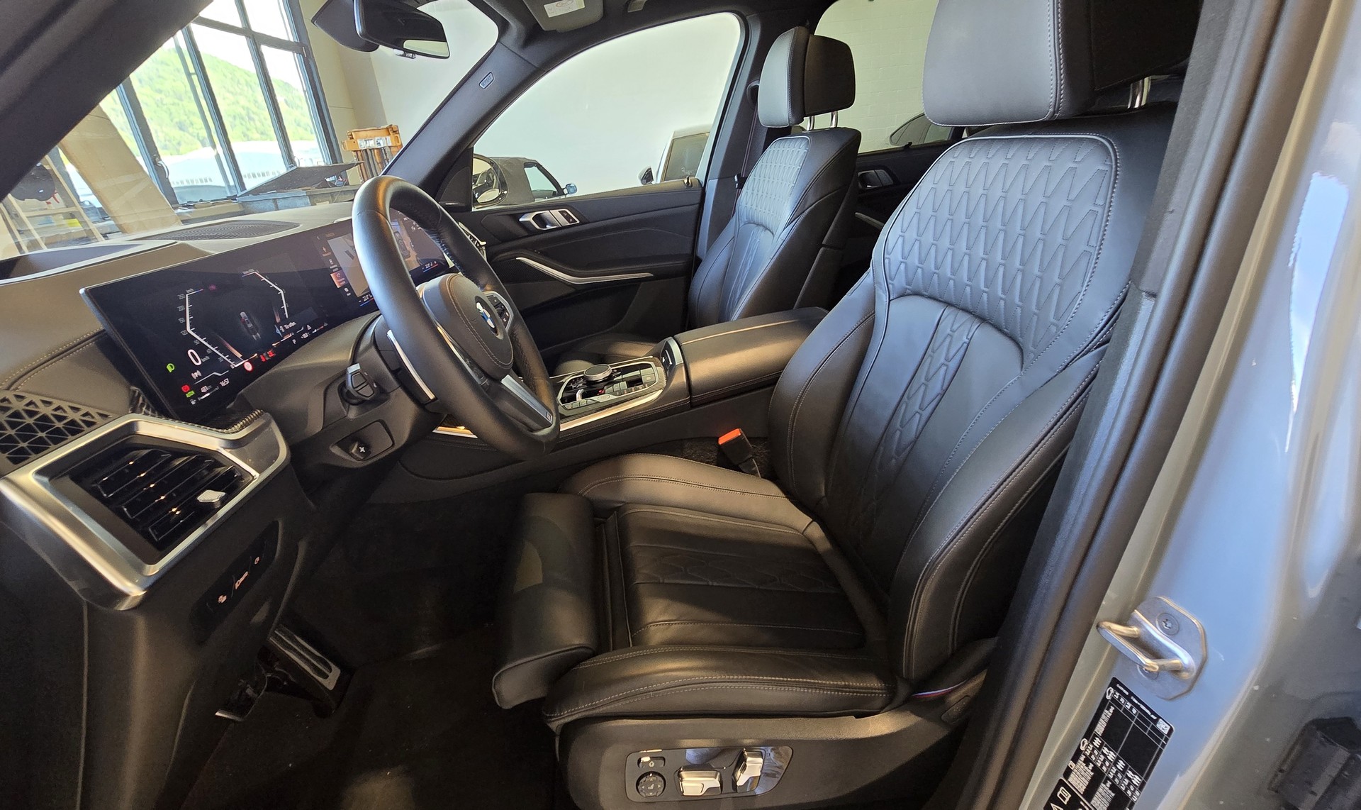 BMW X5 xDrive 48V 30d M Sport Pro Steptronic-image-9