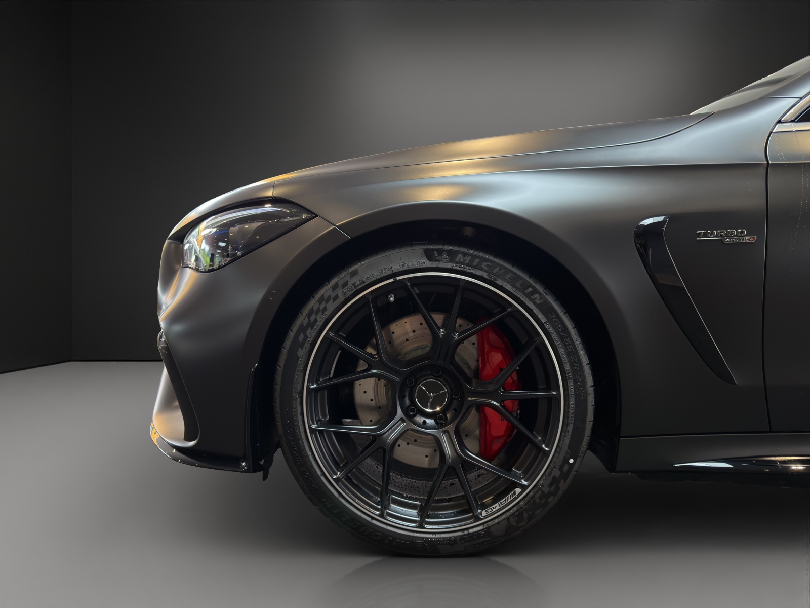 MERCEDES-BENZ CLE AMG 53 Cabrio 4Matic+ 9G-Tronic-image-8