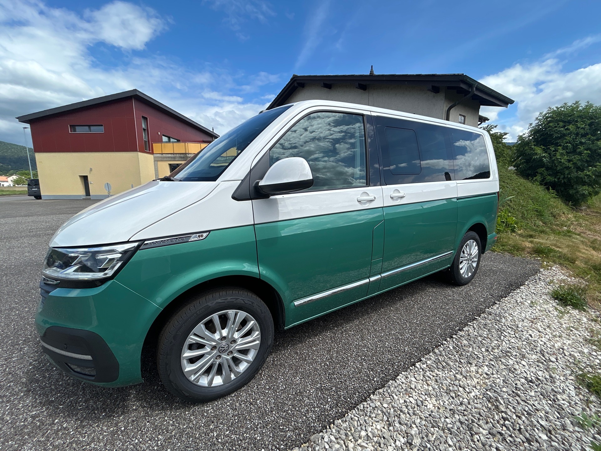 VW T6.1 2.0 TDI Caravelle Highline DSG-image-5
