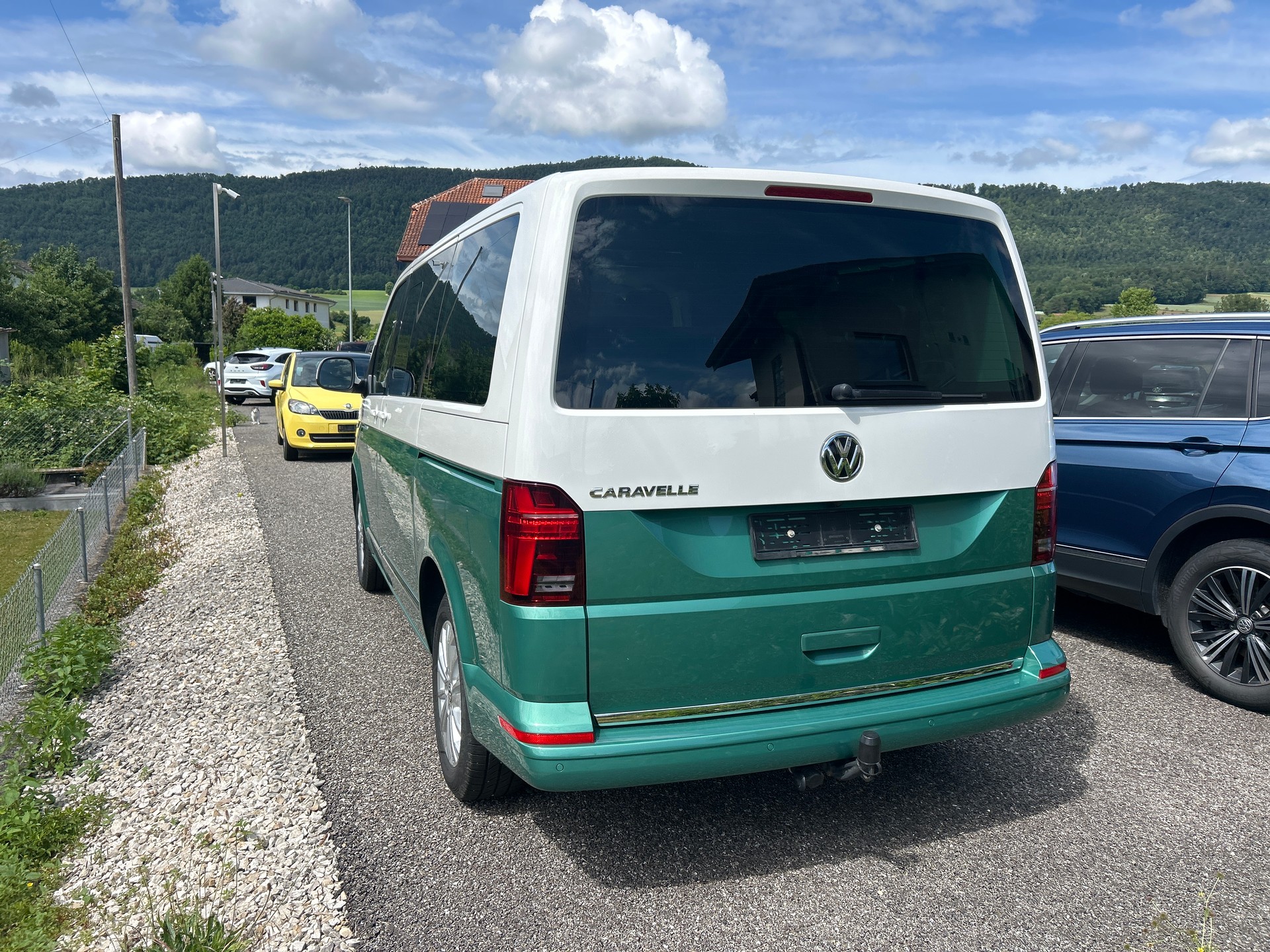 VW T6.1 2.0 TDI Caravelle Highline DSG-image-2