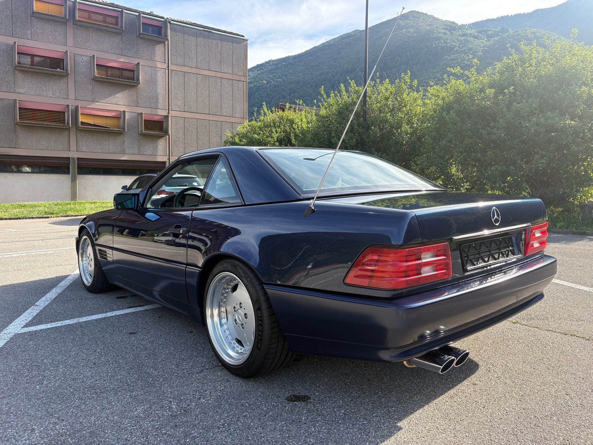 MERCEDES-BENZ SL 500 Automatic-image-2