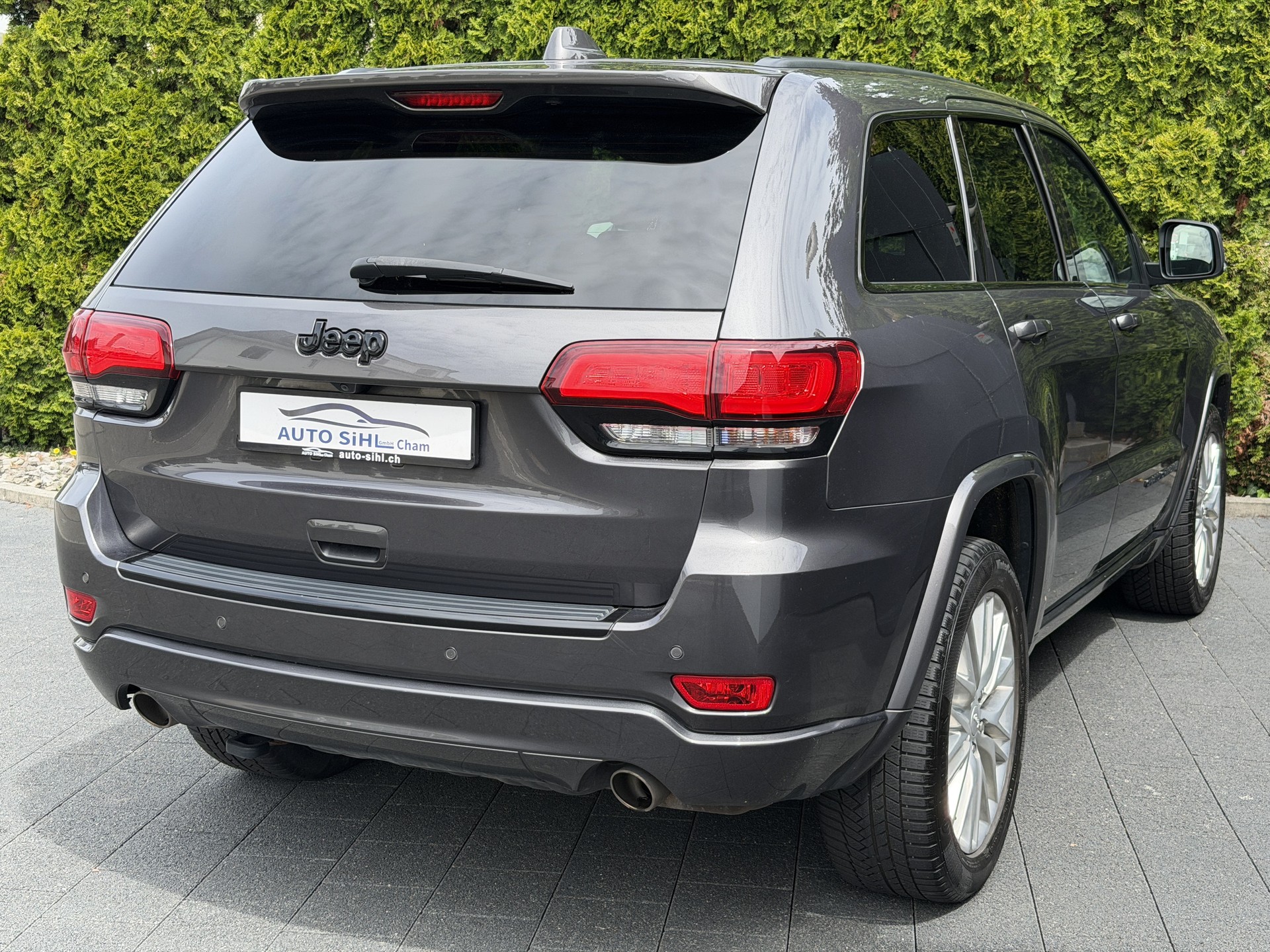 JEEP Grand Cherokee 3.0 CRD Limited Automatic-image-8