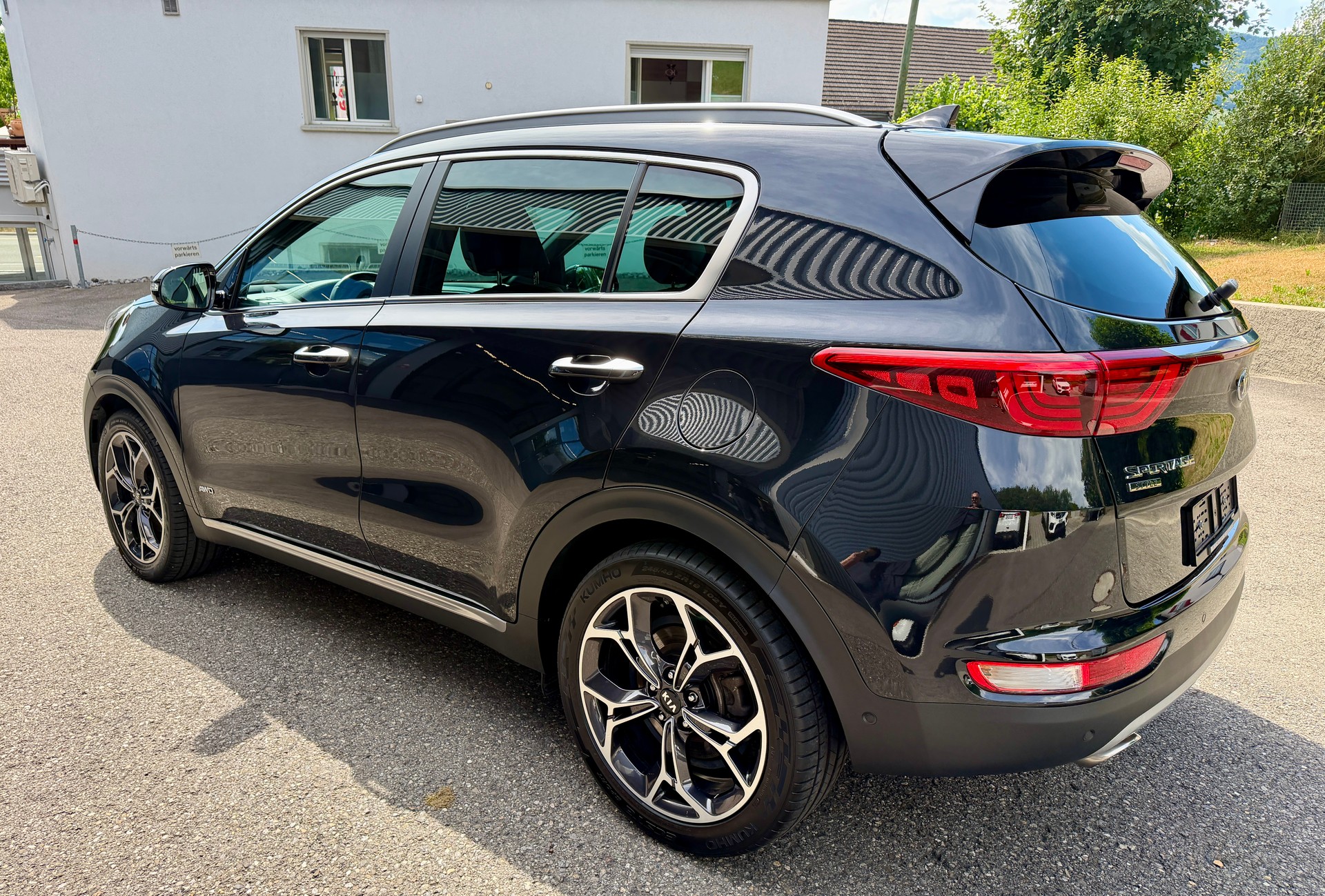 KIA Sportage 1.6 T-GDi Style GT Line 4WD Automat-image-4
