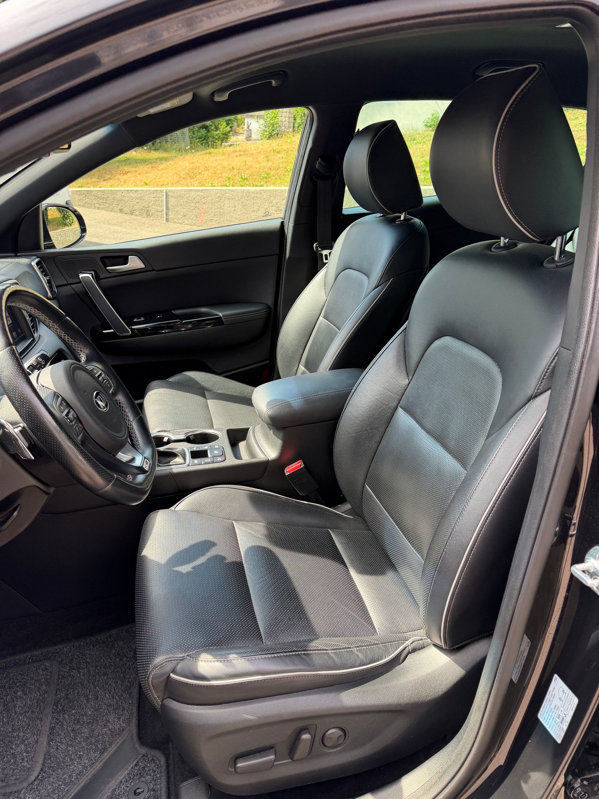 KIA Sportage 1.6 T-GDi Style GT Line 4WD Automat-image-5