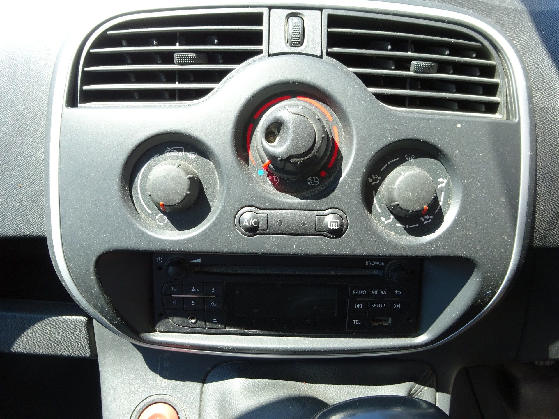 RENAULT Kangoo Maxi Z.E. 33 R60 Access 2 Plätze-image-6