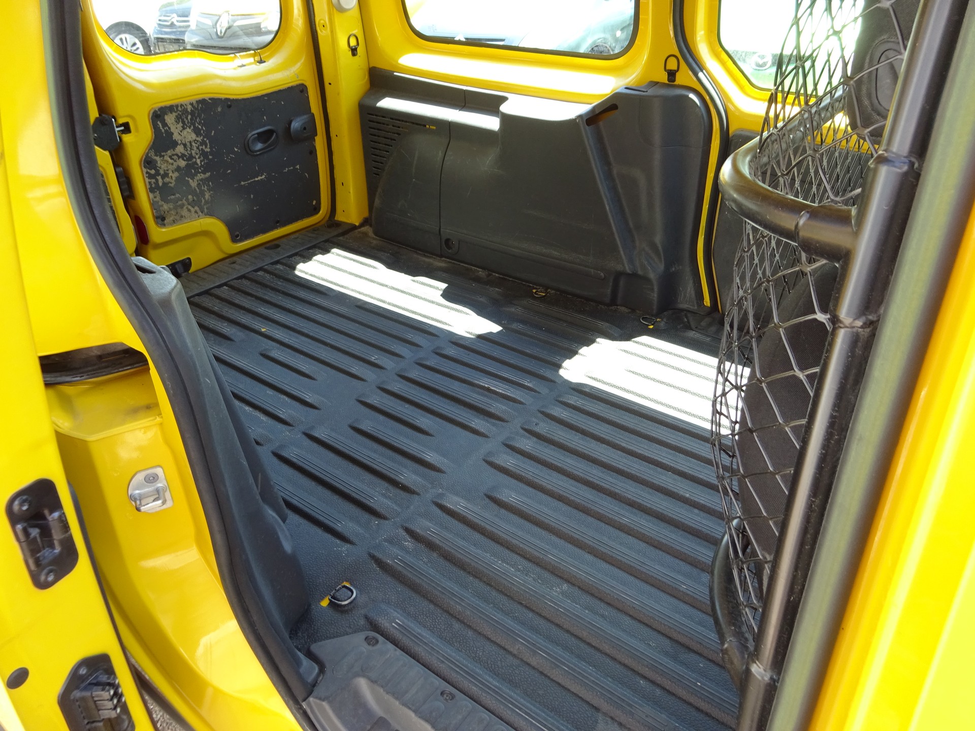 RENAULT Kangoo Maxi Z.E. 33 R60 Access 2 Plätze-image-8