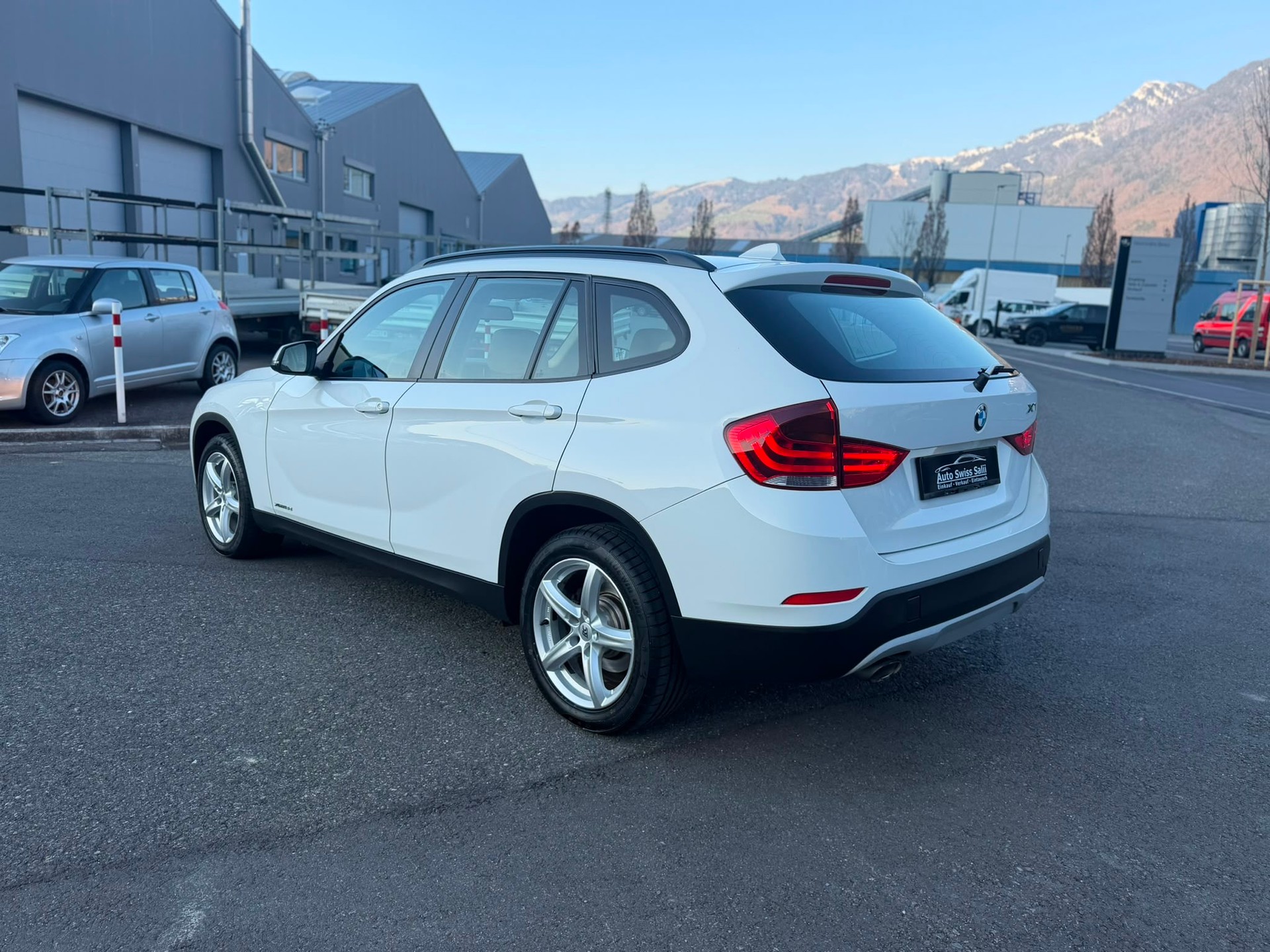 BMW X1 xDrive 18d-image-3