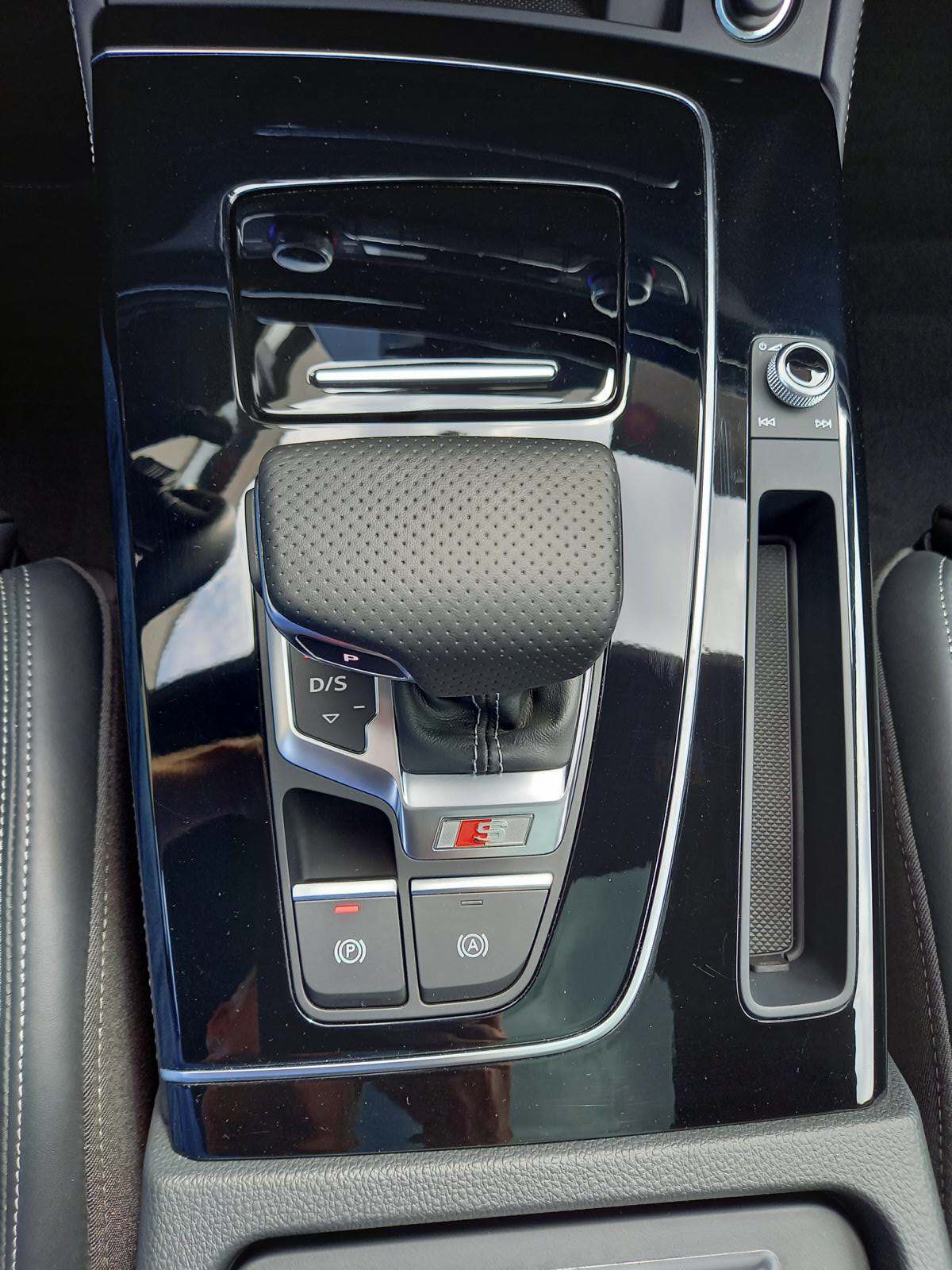 AUDI SQ5 TDI quattro tiptronic-image-10