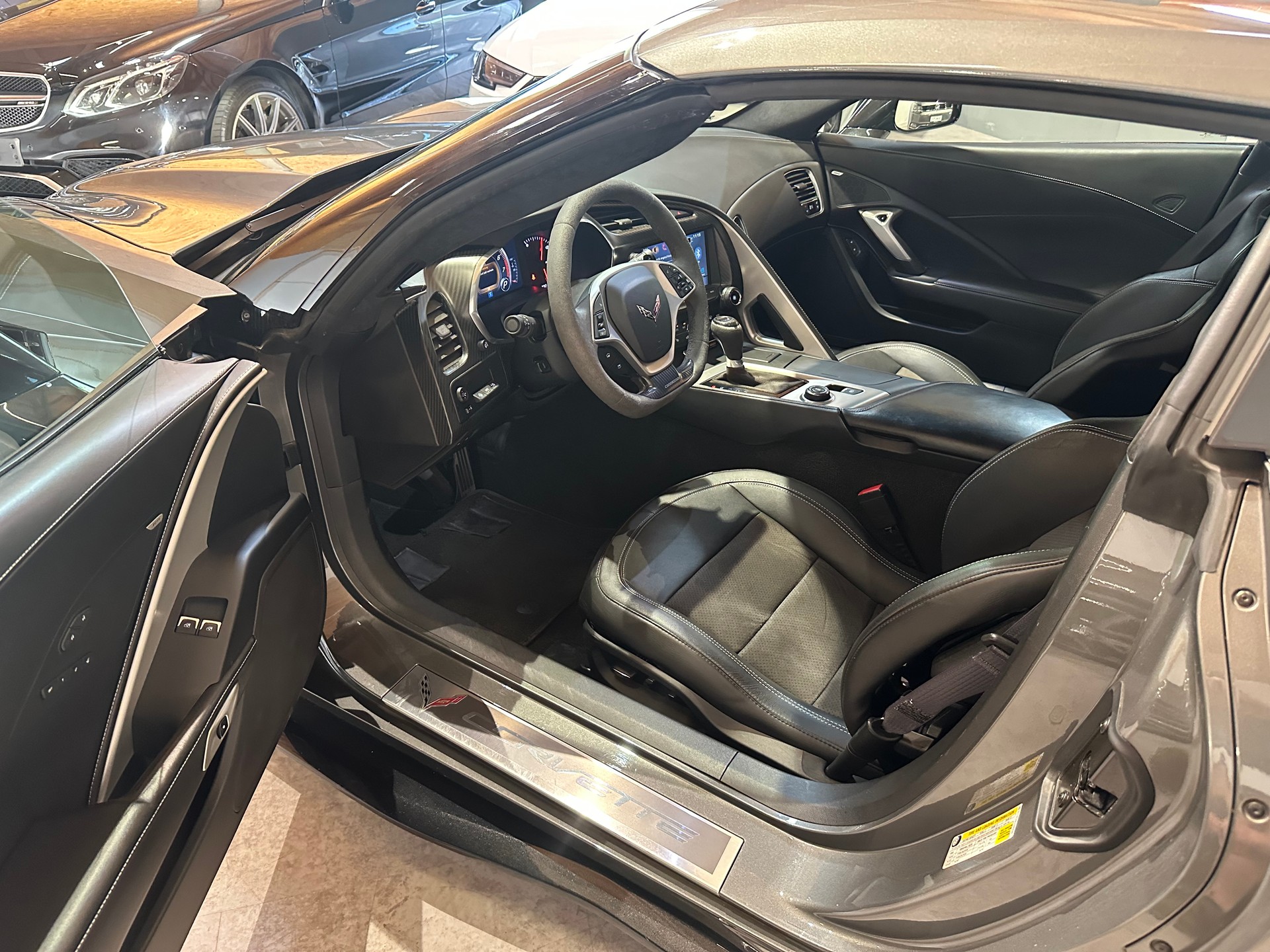 CHEVROLET Corvette Targa Z06 3LZ Automatic/CH-Fahrzeug/1. Jahr Garantie/Competition-Ausstattung-image-11