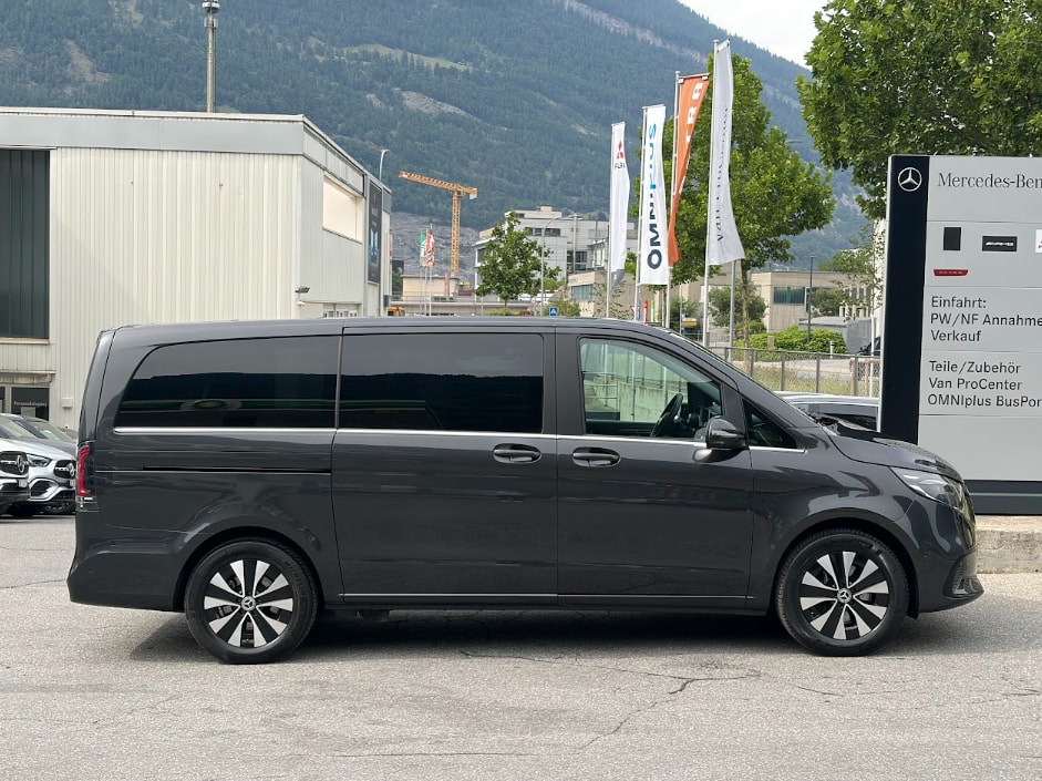 MERCEDES-BENZ V 250 d lang Avantgarde 4Matic-image-12