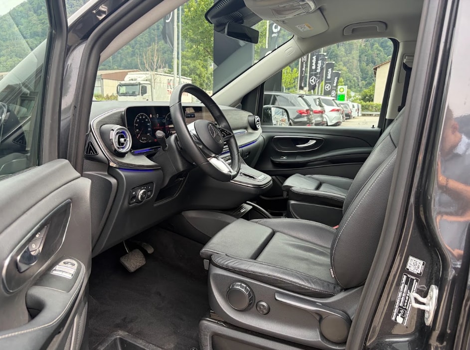 MERCEDES-BENZ V 250 d lang Avantgarde 4Matic-image-14