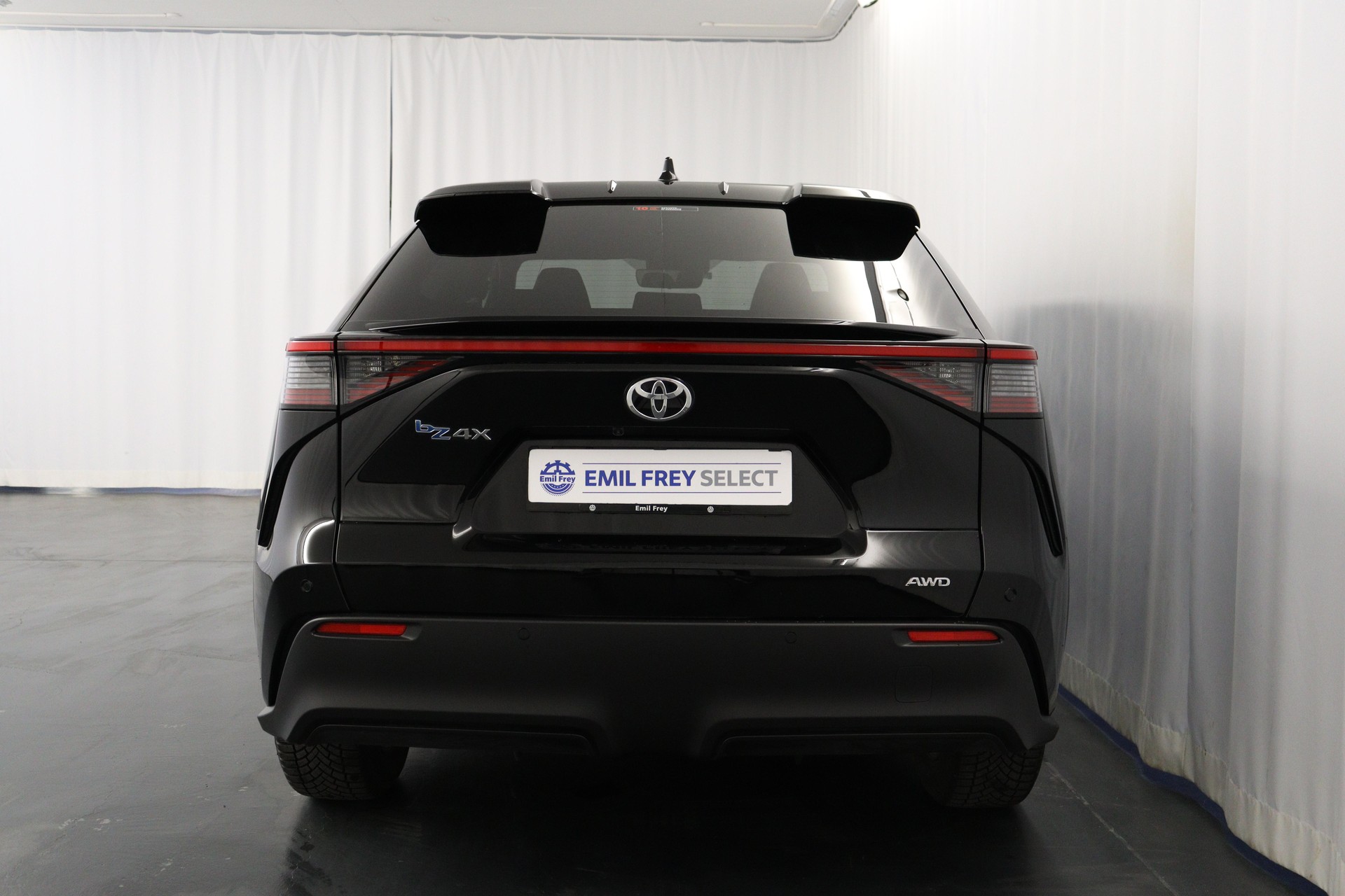 TOYOTA bZ4X Style AWD-image-11