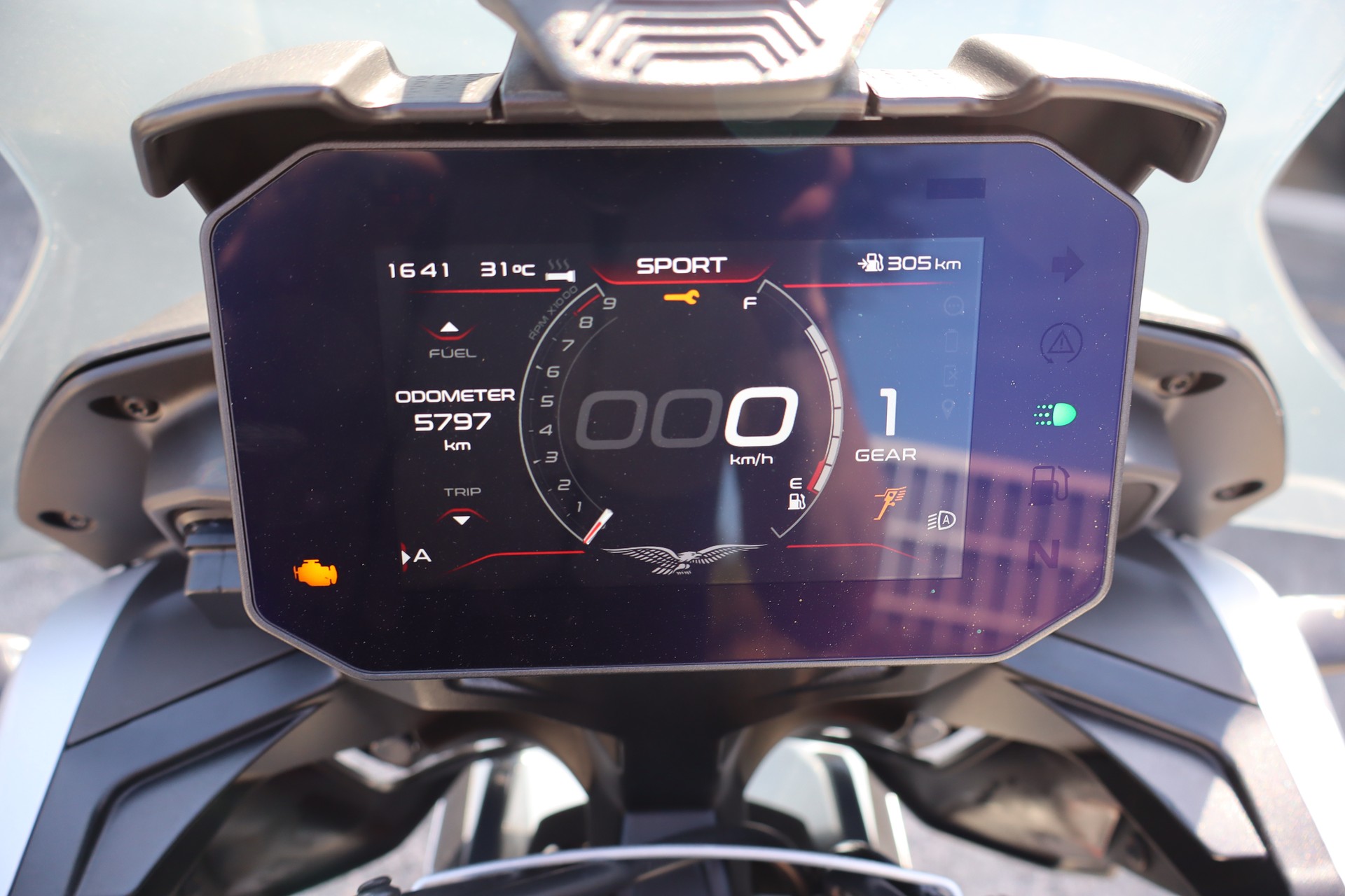 MOTO GUZZI V85 TT E5+-image-6