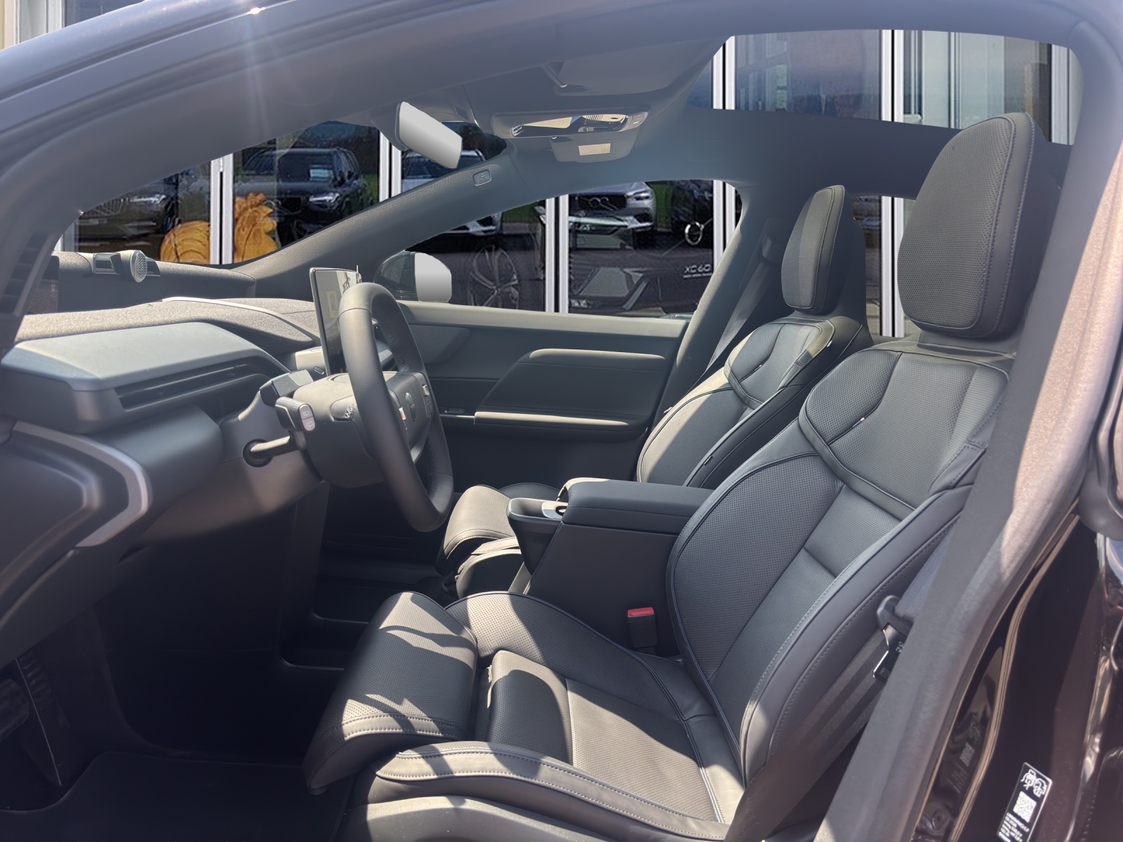 VOLVO EX60 Twin Ultra AWD-image-7