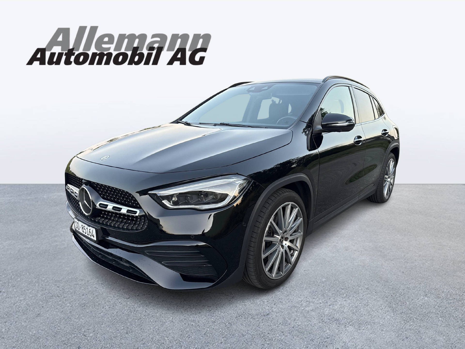 MERCEDES-BENZ GLA 220 d AMG Line 4matic