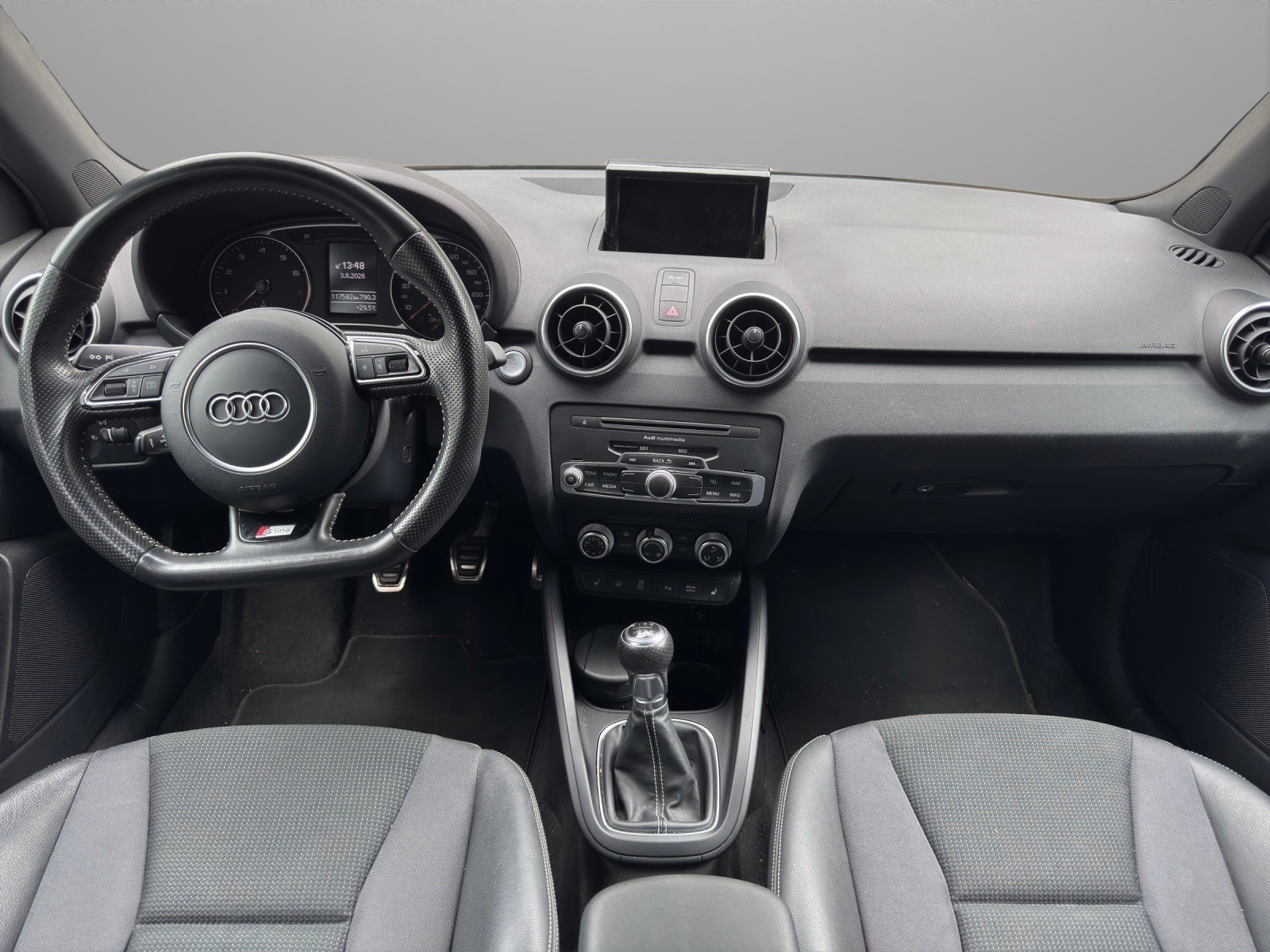 AUDI A1 Sportback 1.4 TFSI Sport-image-8