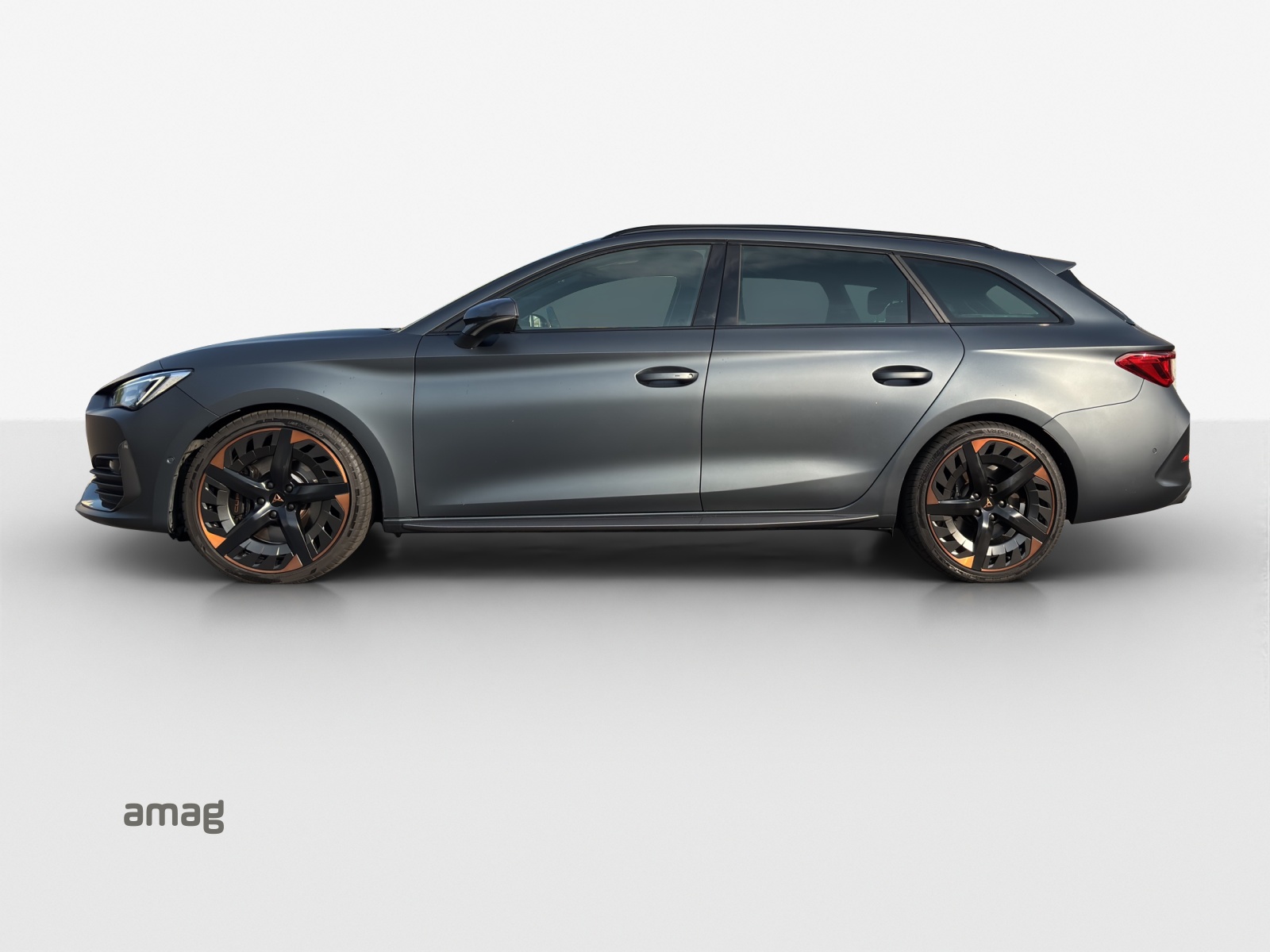 CUPRA LEON ST 2.0 TSI VZ DSG 4Drive-showroom-element-1