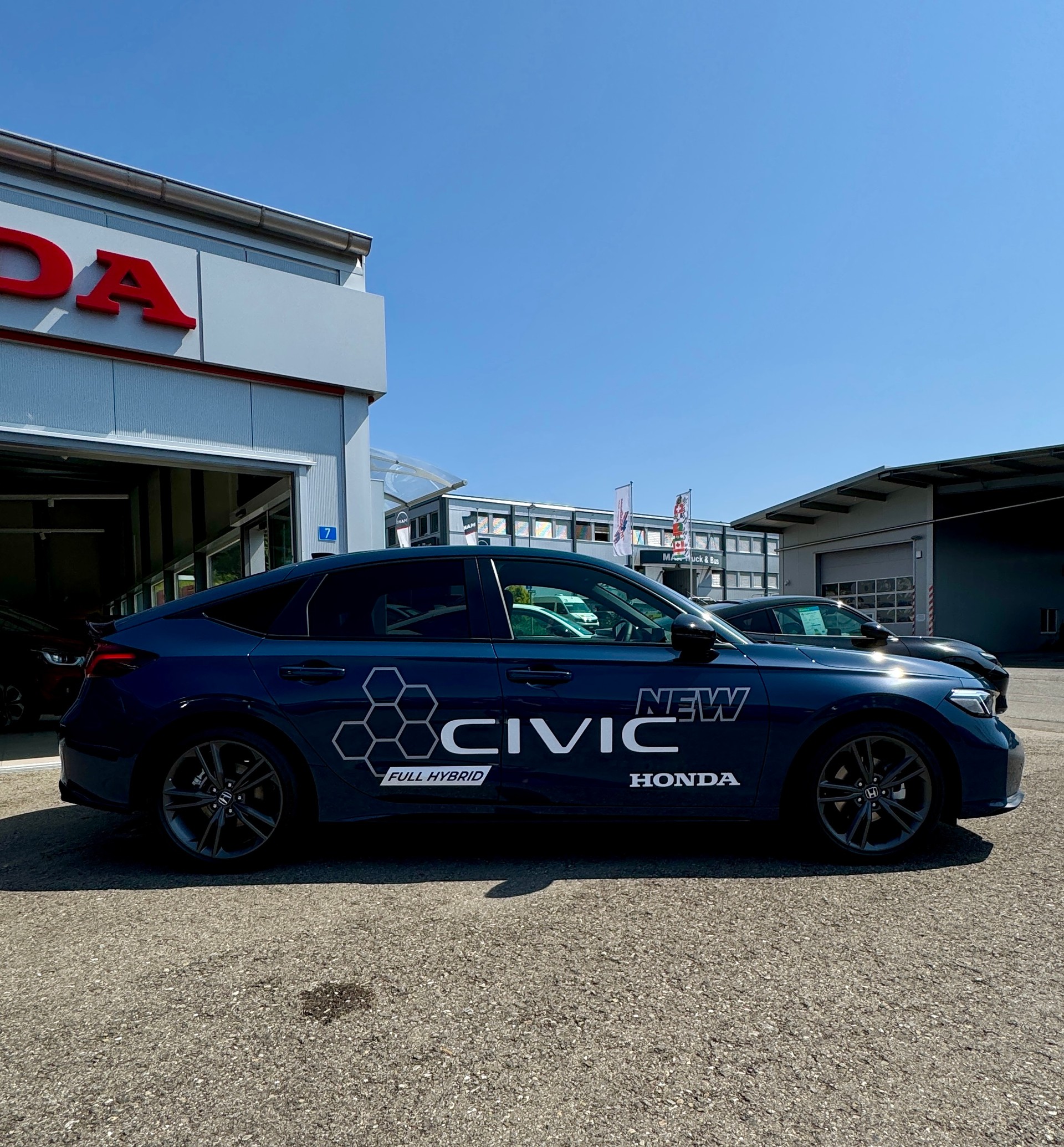 HONDA Civic 2.0 i-MMD HEV Sport Modell 2027 1.9% Leasing Aktion unschlagbar mit 8 Jahren Garantie-showroom-element-3