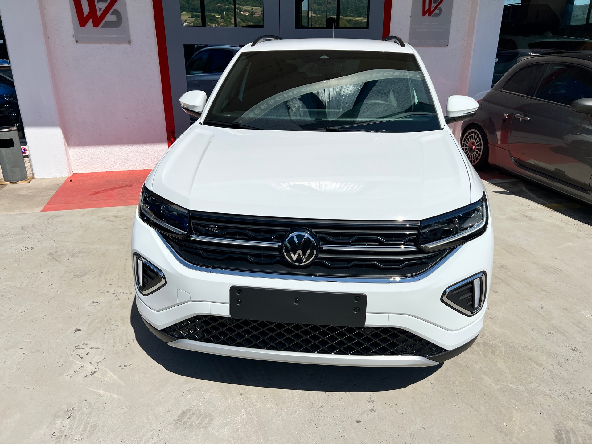 VW T-Cross 1.5 TSI EVO ACT R-Line DSG-showroom-element-2