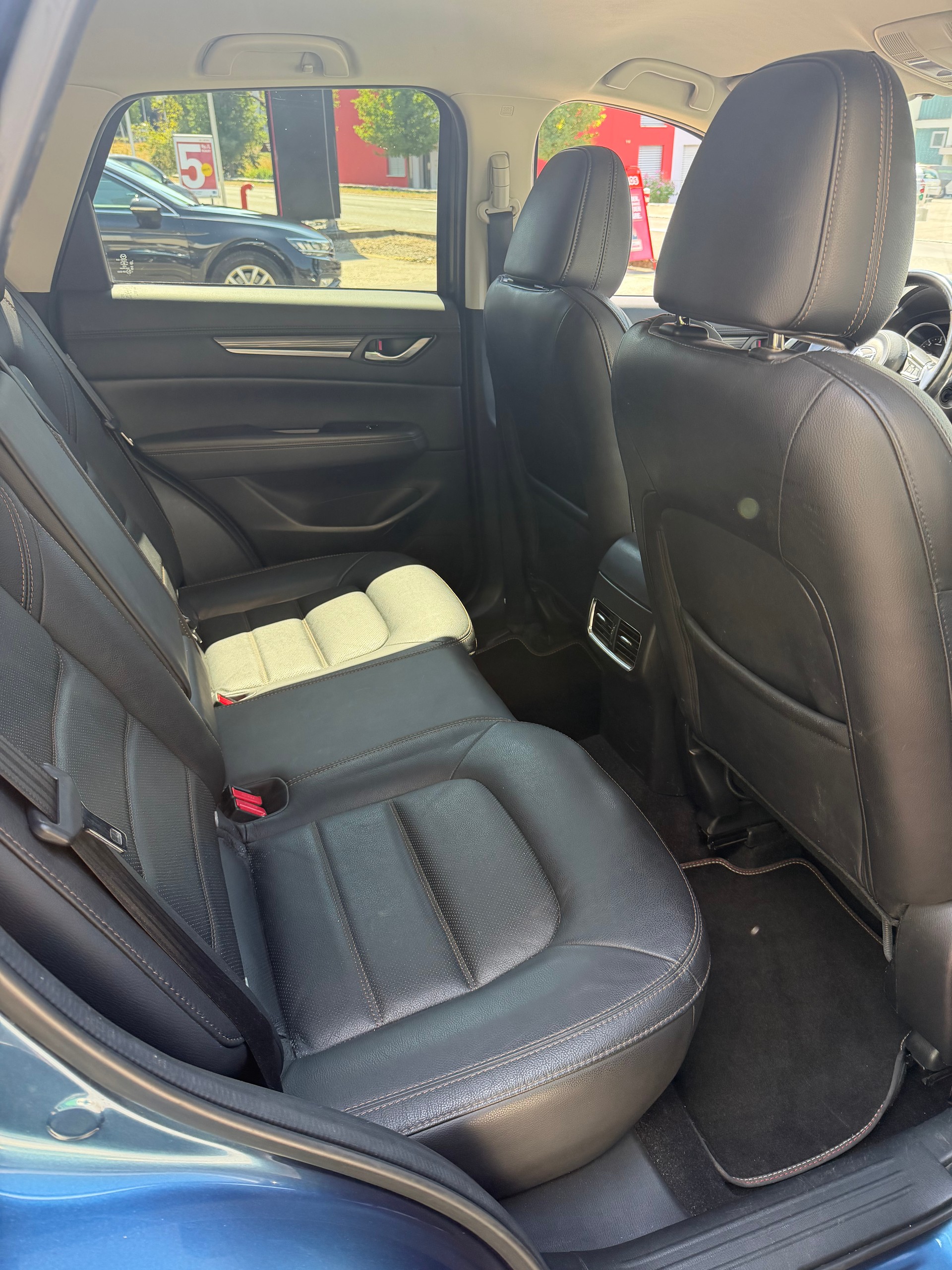 MAZDA CX-5 SKYACTIV-D 175 Revolution AWD Automat-image-9