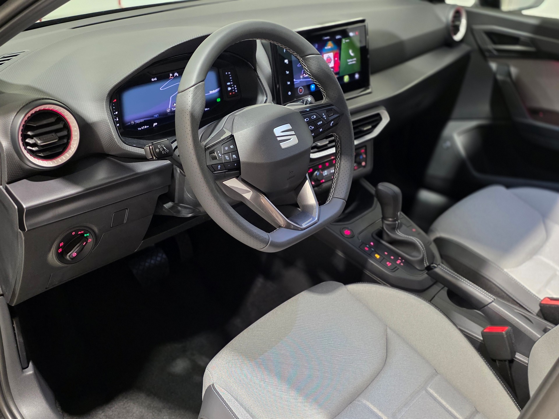 SEAT Ibiza 1.5 EcoTSI Hola FR DSG-image-7