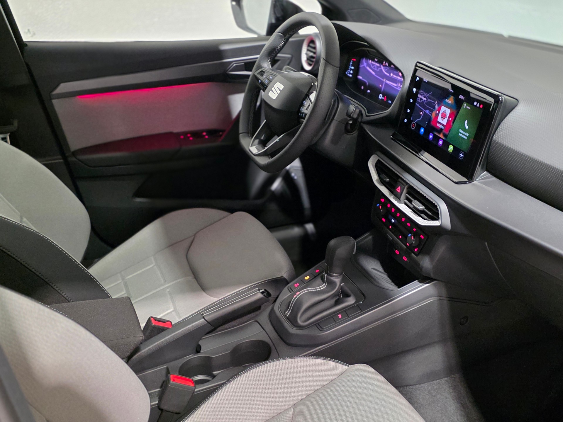 SEAT Ibiza 1.5 EcoTSI Hola FR DSG-image-18