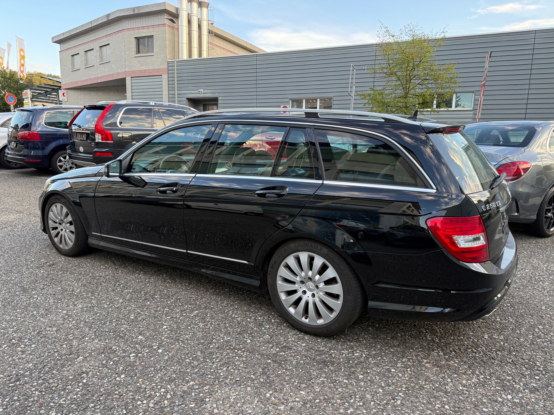 MERCEDES-BENZ C 250 CDI 4Matic 7G-Tronic-showroom-element-2