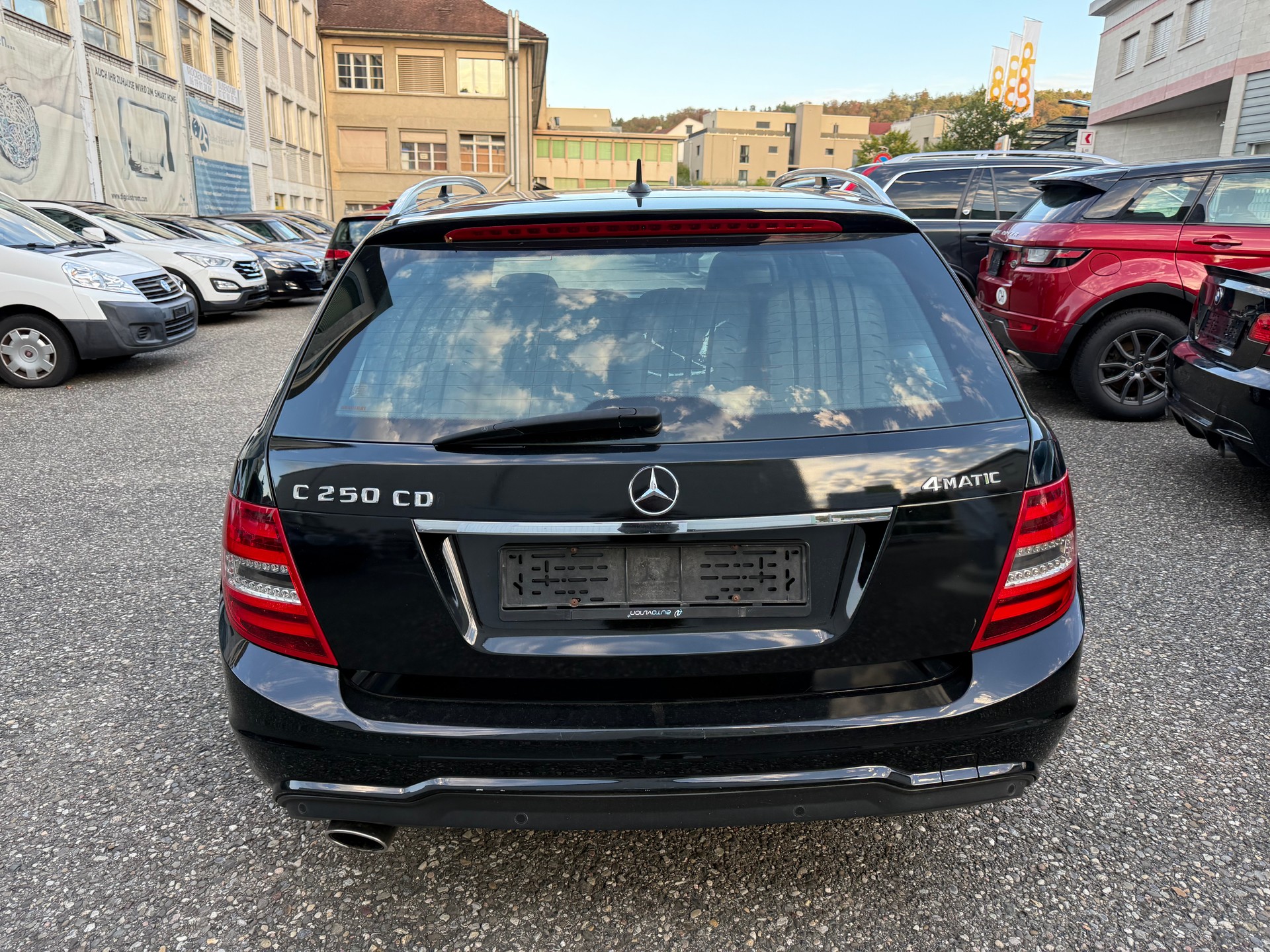 MERCEDES-BENZ C 250 CDI 4Matic 7G-Tronic-showroom-element-3