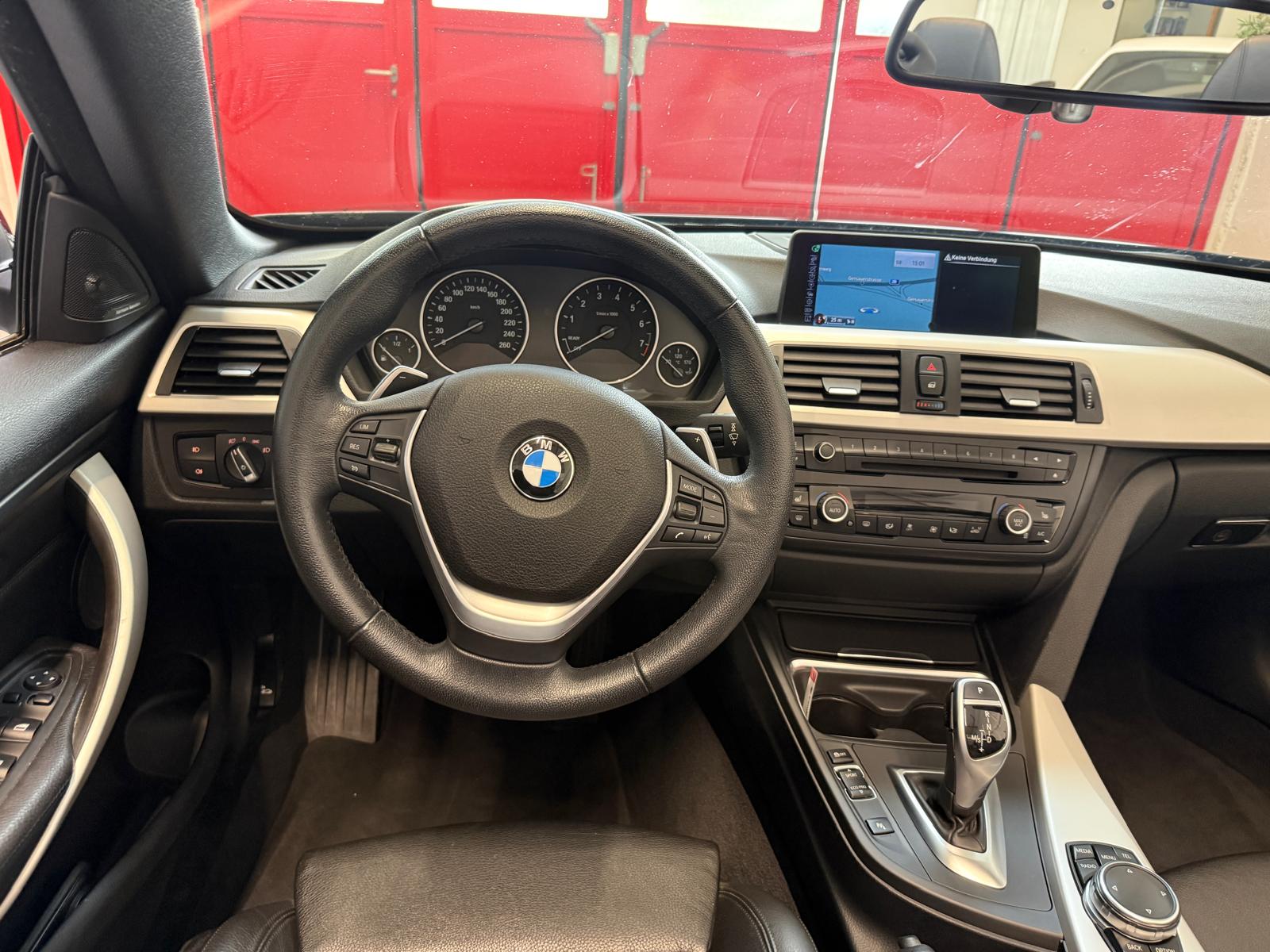 BMW 435i Cabriolet Steptronic-image-10