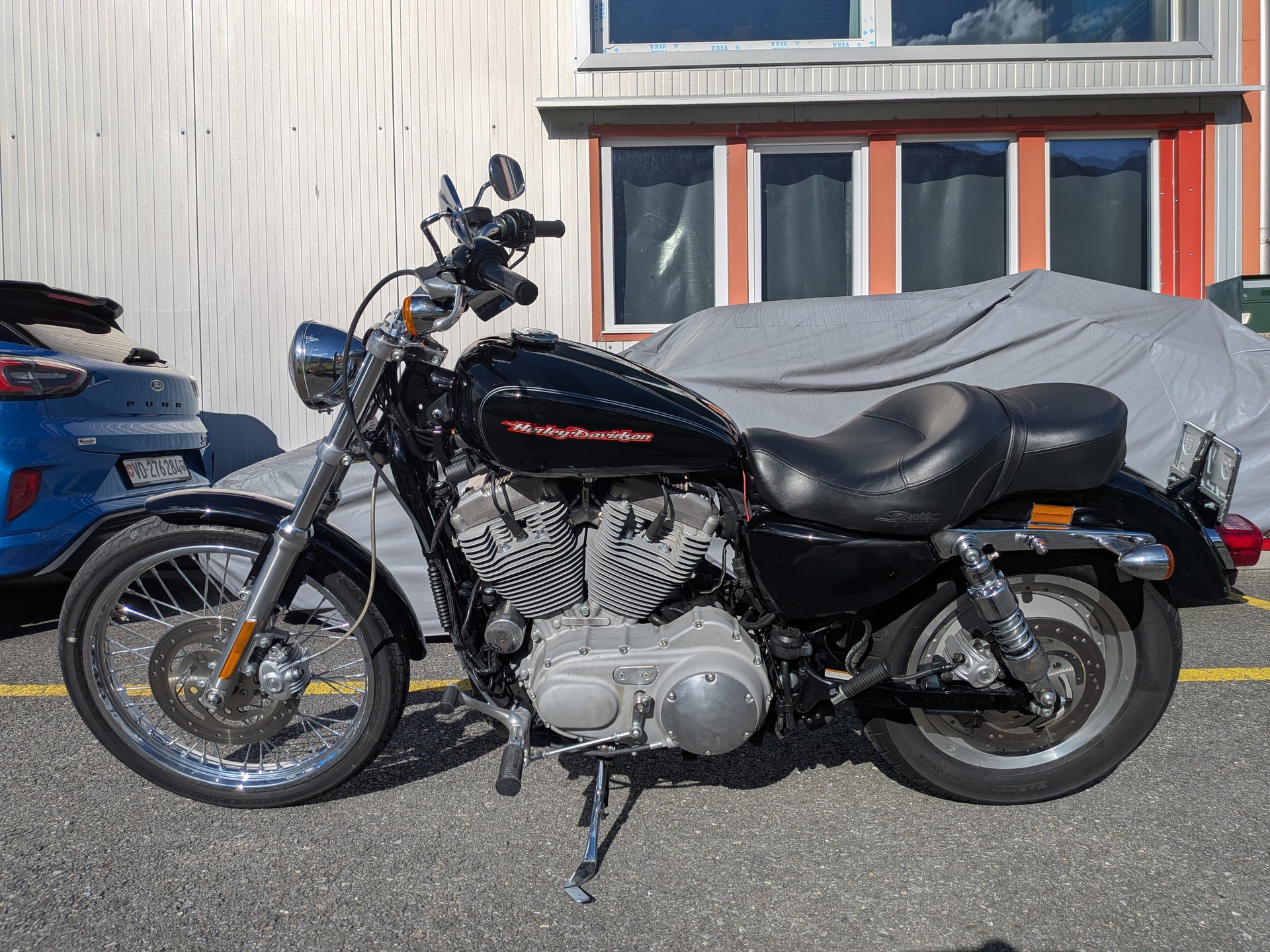 HARLEY-DAVIDSON XL 883 C Sportster Custom Injection-image-1