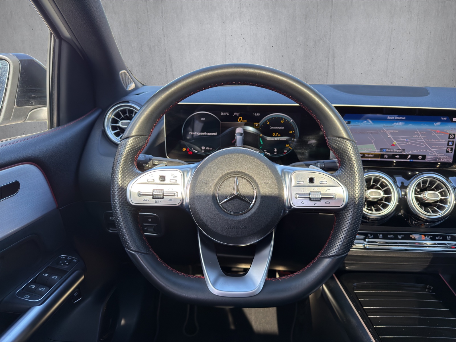 MERCEDES-BENZ Classe B W247 B 220 d AMG Line-image-10