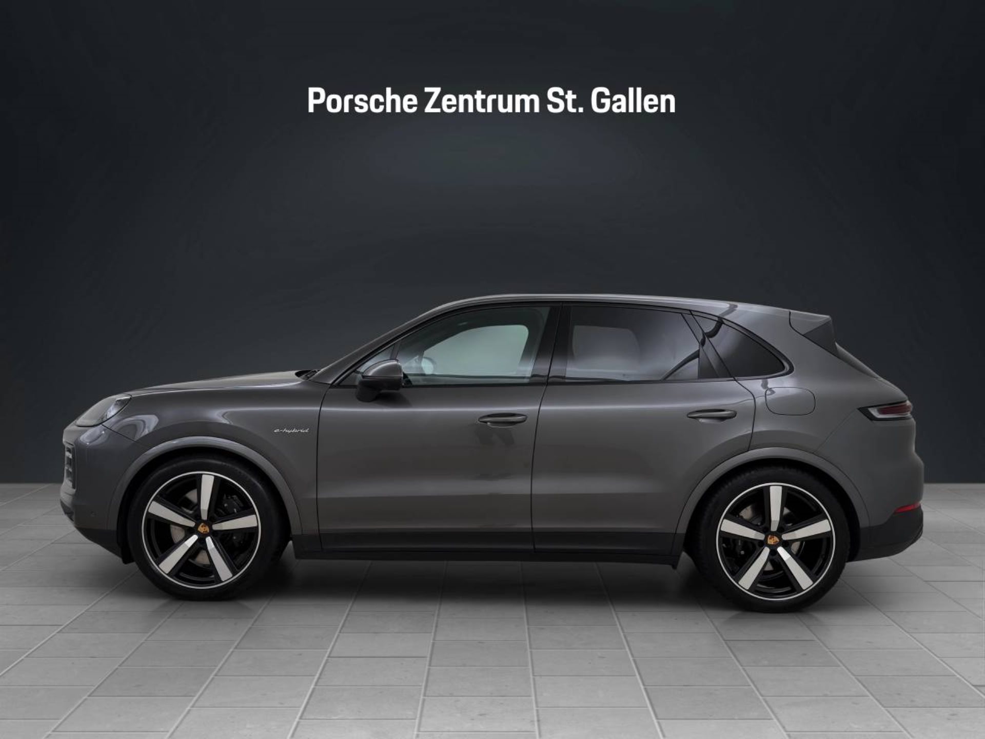 PORSCHE Cayenne S E-Hybrid-showroom-element-1